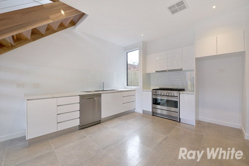 21 Hardiman Street, Kensington, VIC 3031