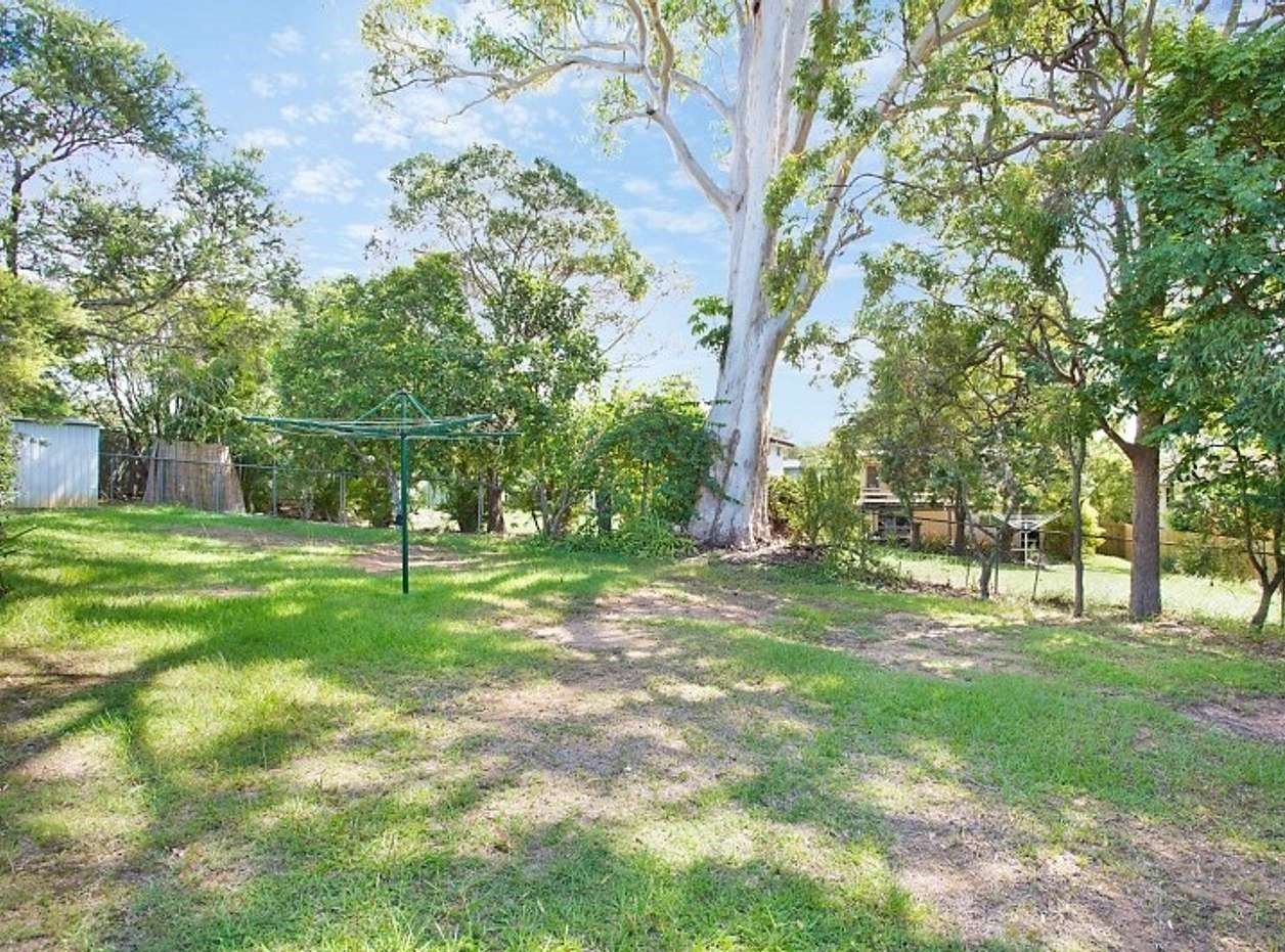 10 Robin Court, Kallangur, QLD 4503