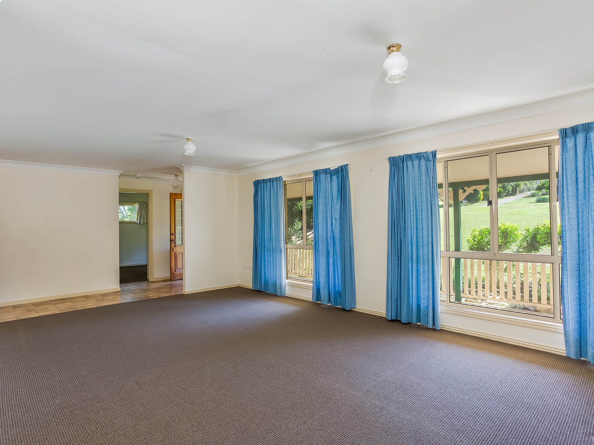 20 Emerald Drive, Southside, QLD 4570