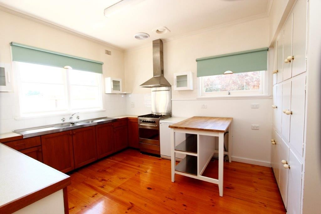 73 North Valley Road, Highton, VIC 3216