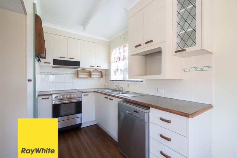 16 Balsa Street, Crestmead, QLD 4132