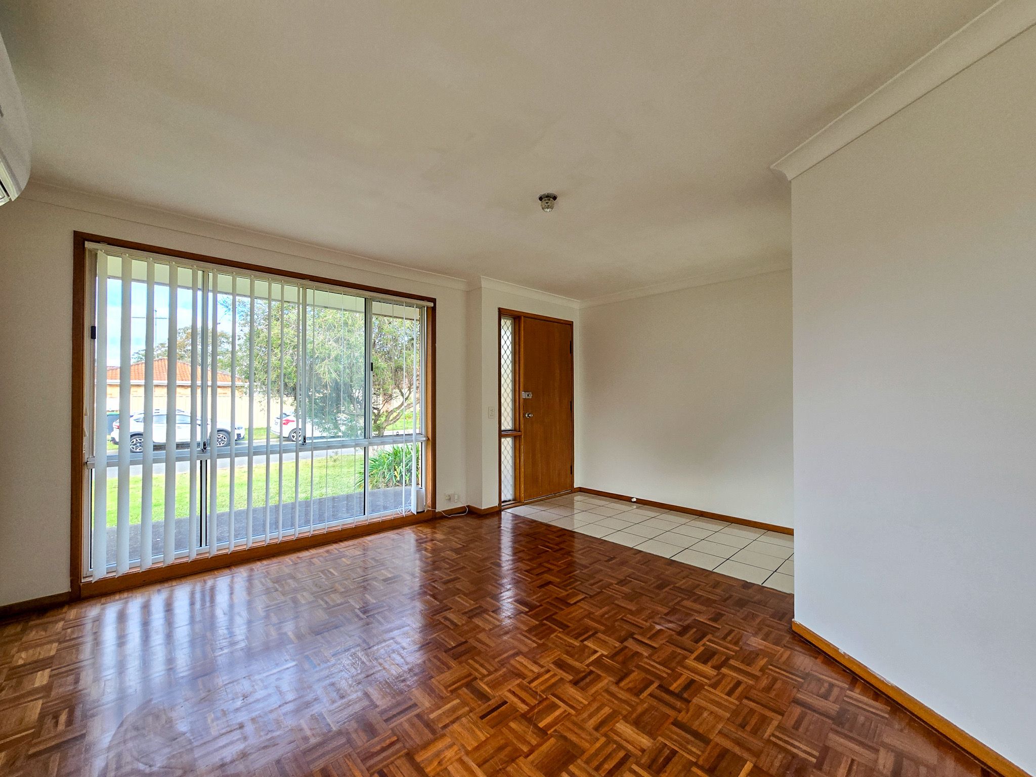 31 Bernardo Street, Rosemeadow, NSW 2560