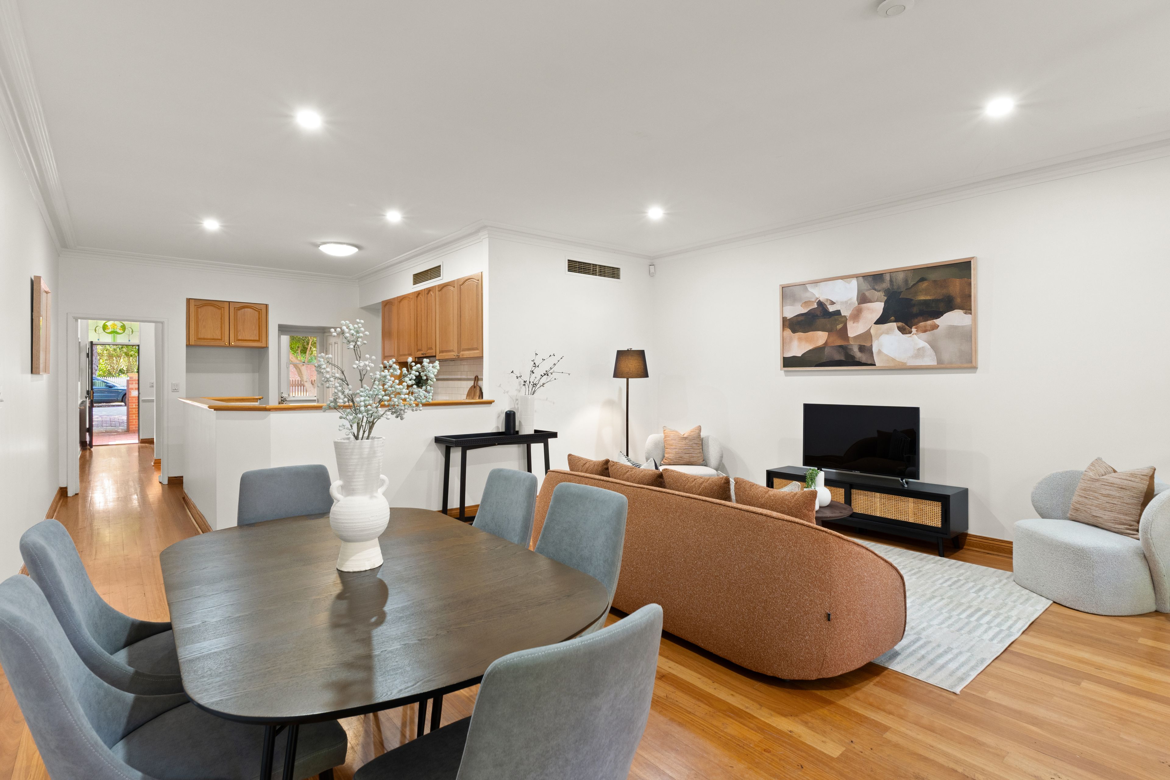 19 Tate Street — photo 4 of 23
