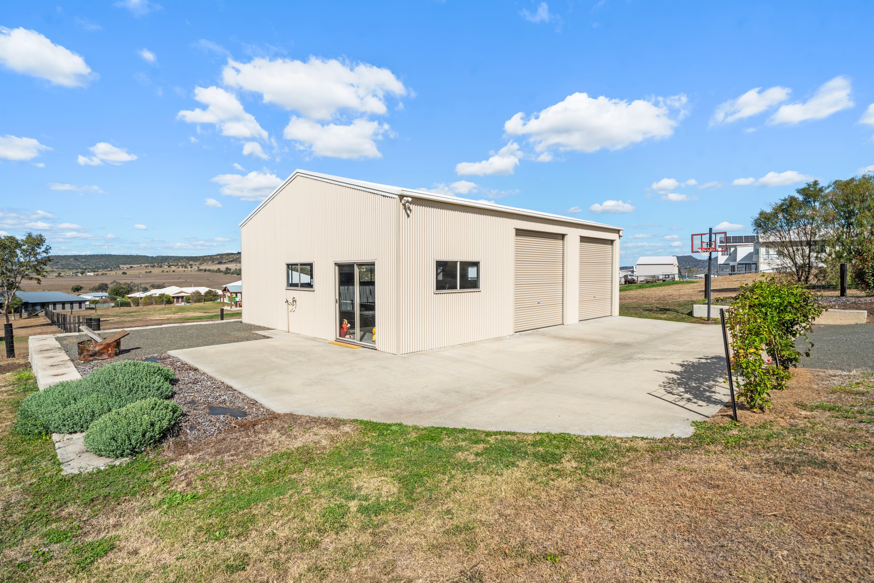 10 Southern Cross Drive, Kingsthorpe, QLD 4400