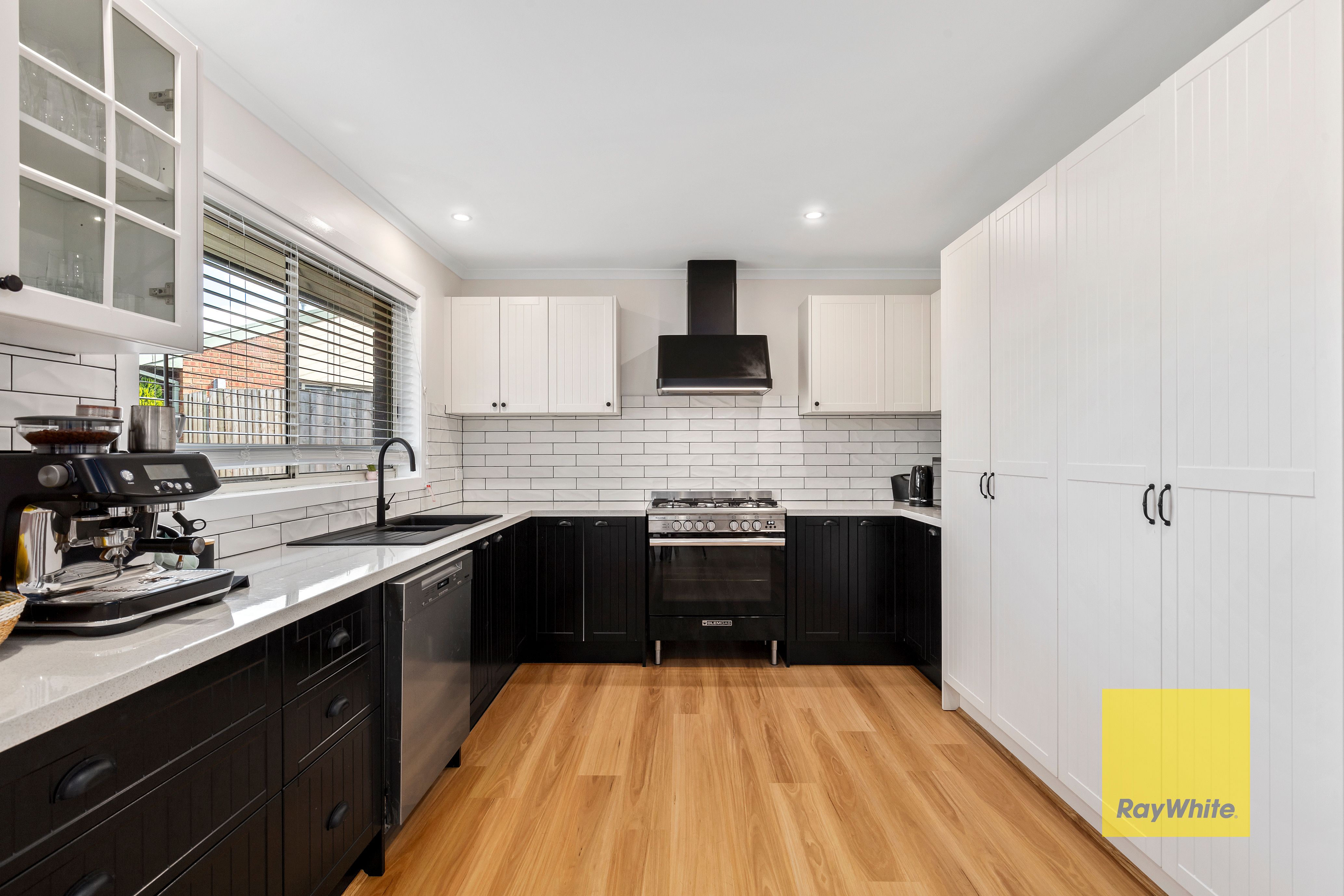 1 Bourbon Way, Waurn Ponds VIC 3216