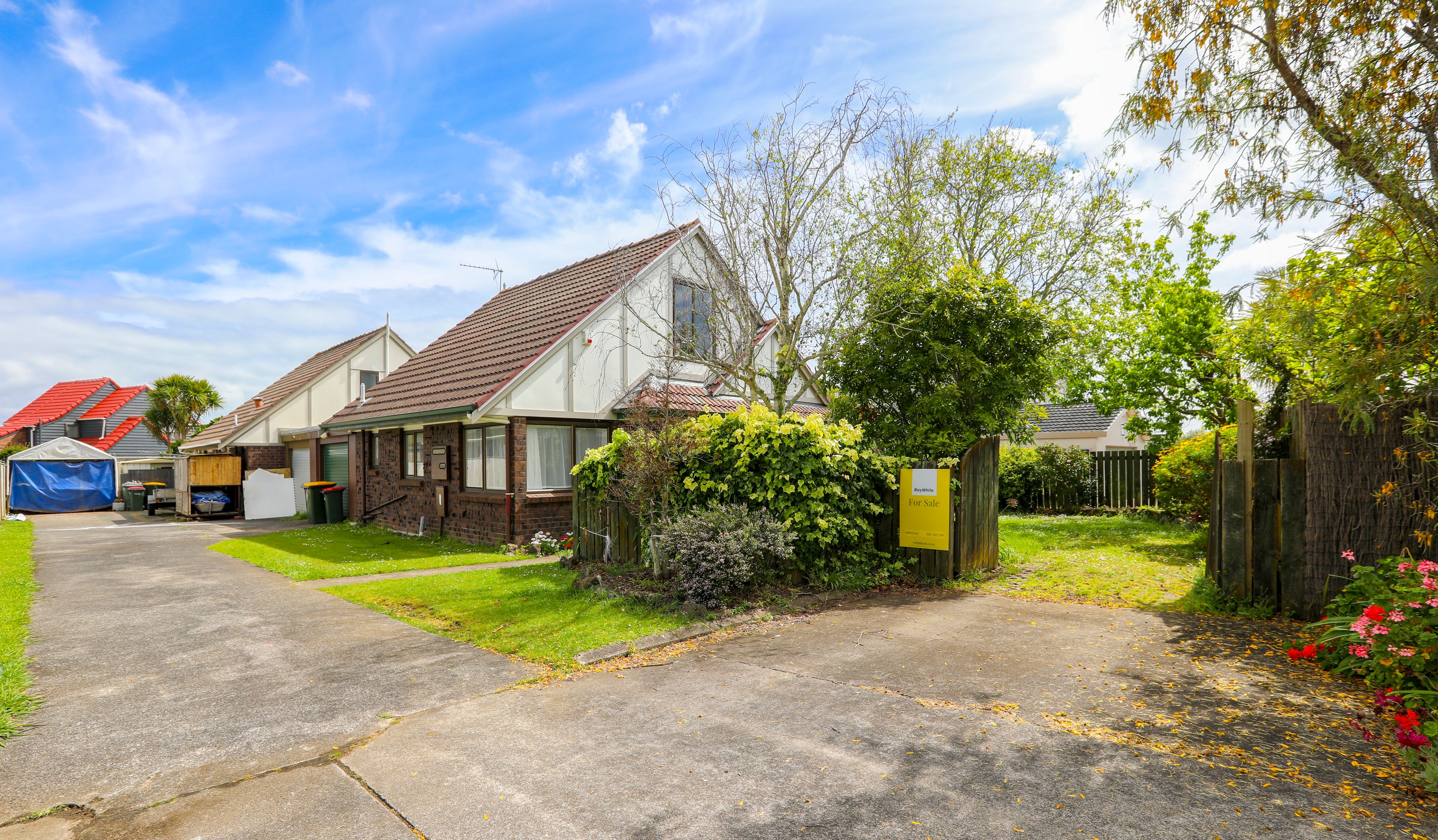 14A Bungalore Place, Half Moon Bay, Manukau City 2012