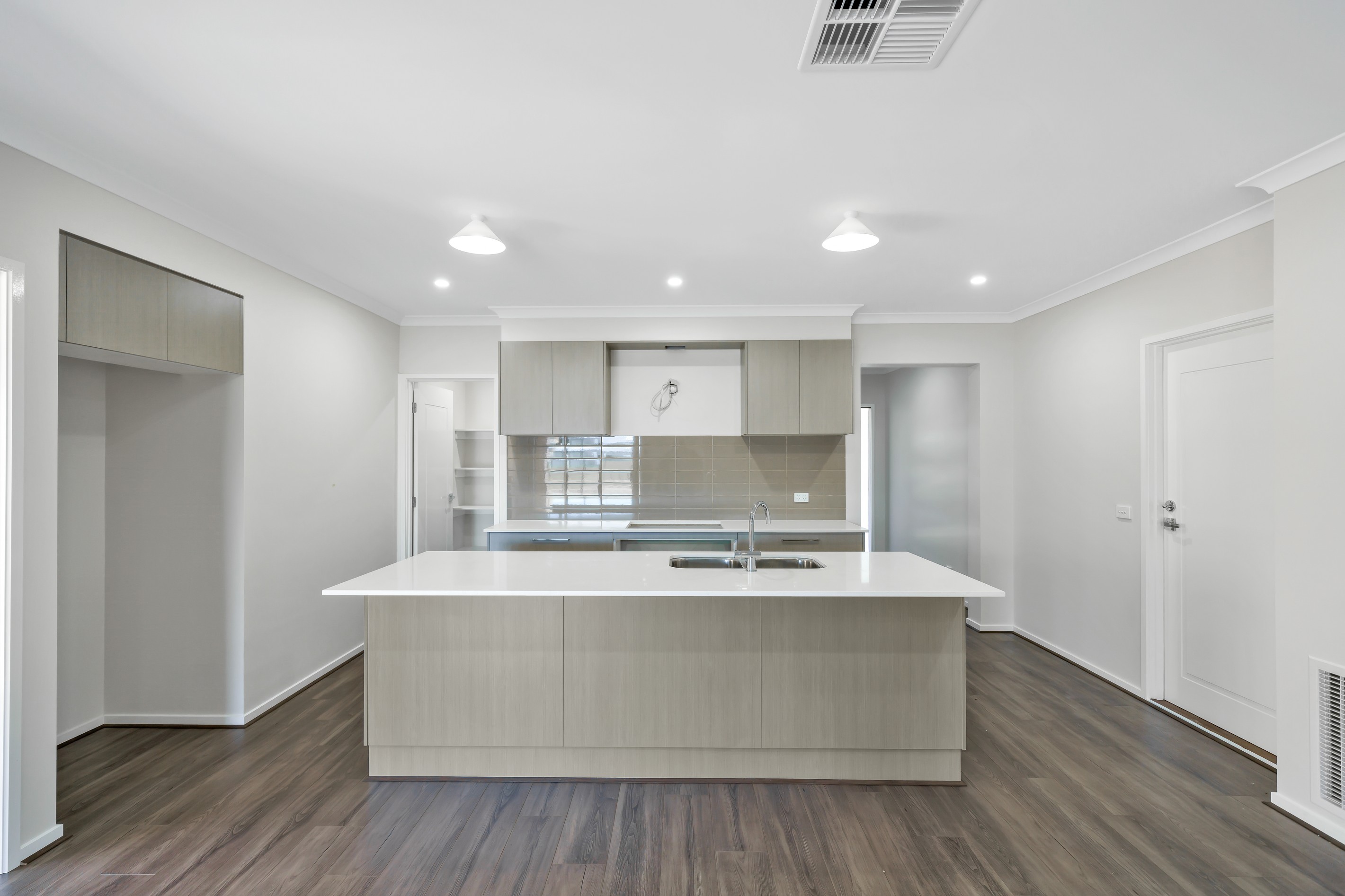 14 Aravalli Crescent, Clyde North, VIC 3978