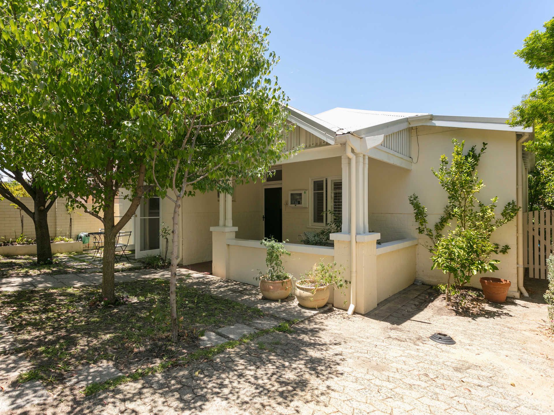32 Kanimbla Road, Nedlands, WA 6009