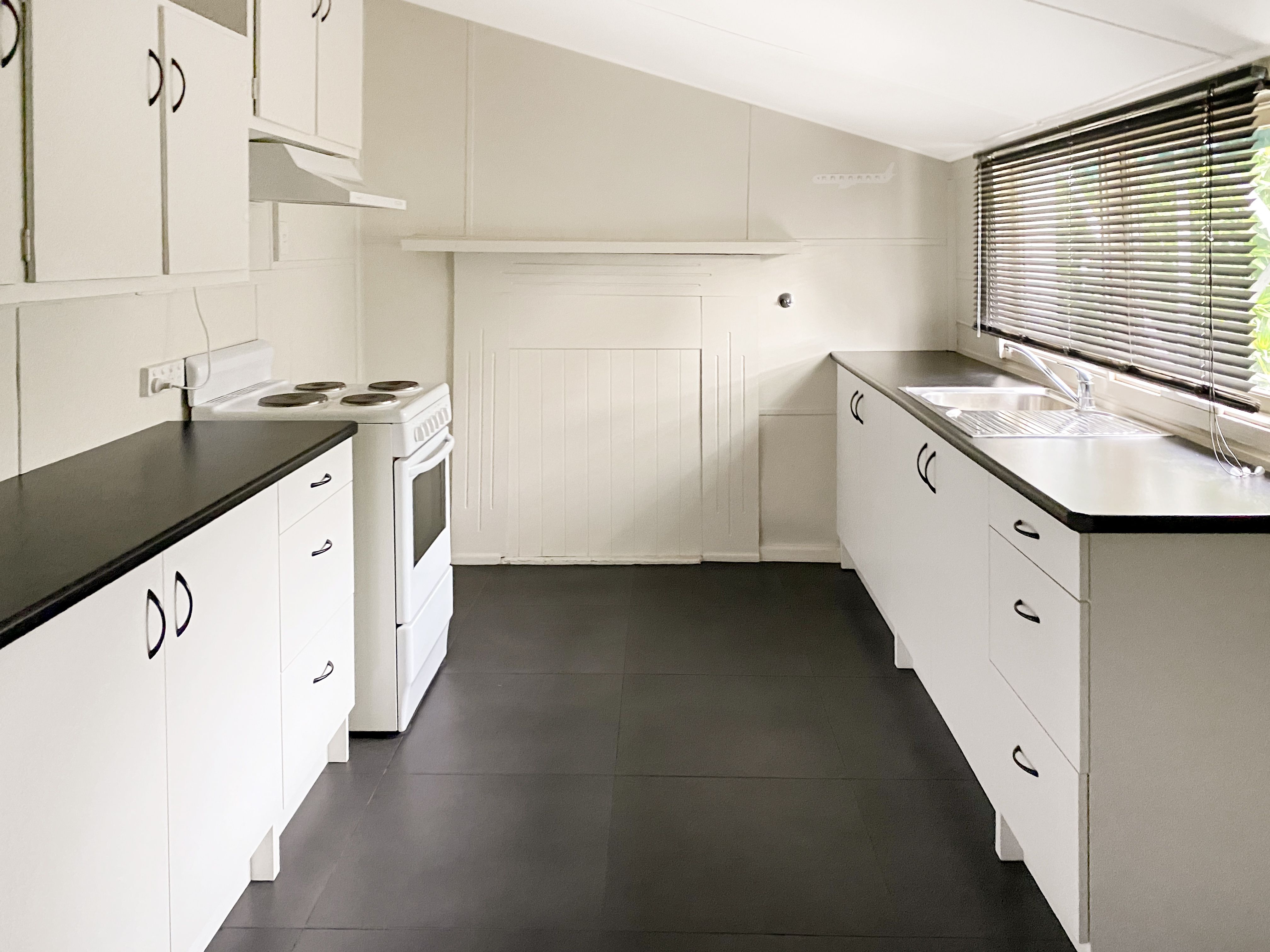 13 Burke Street, Mortlake, VIC 3272