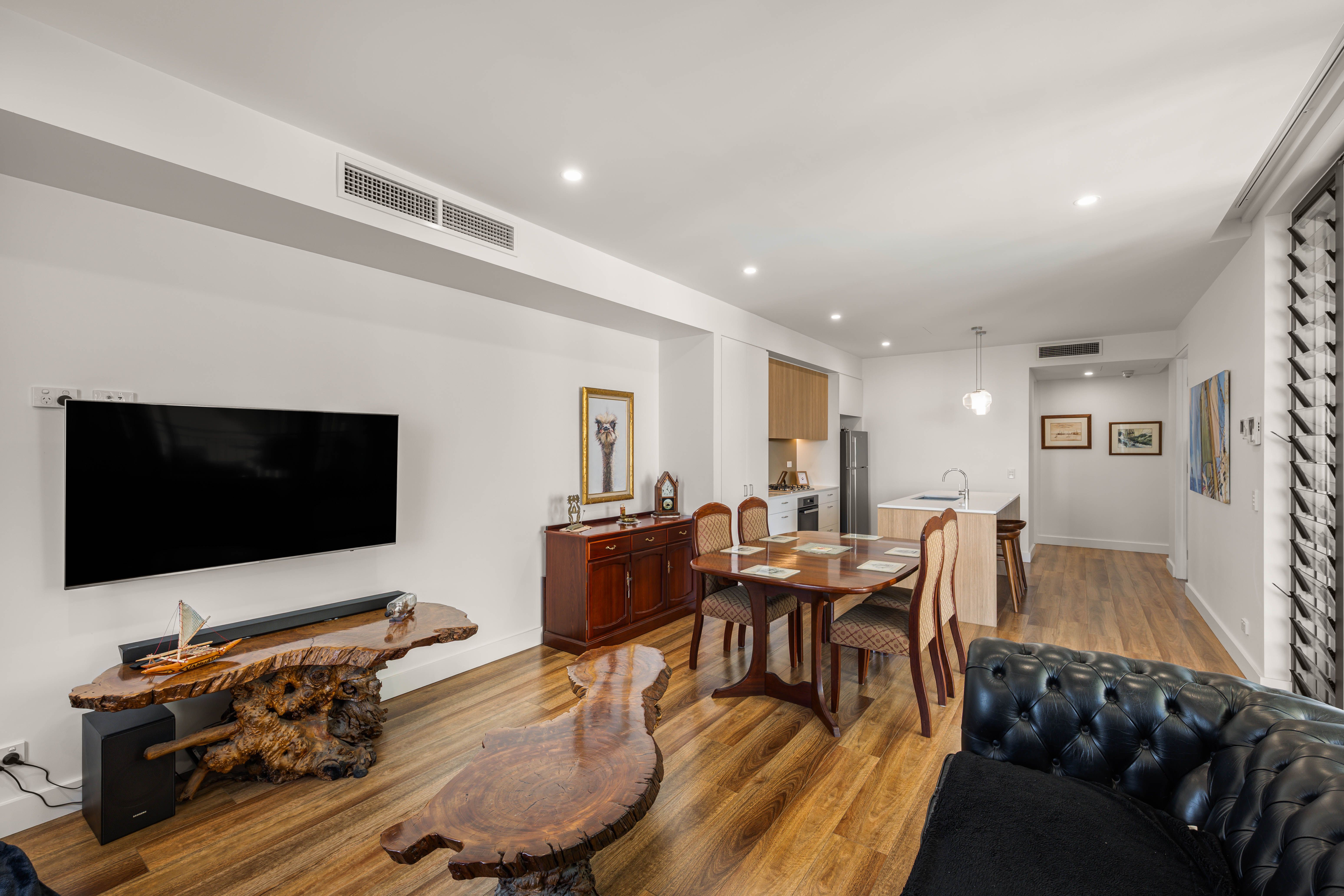 202/41 Troubridge Drive — photo 4 of 14