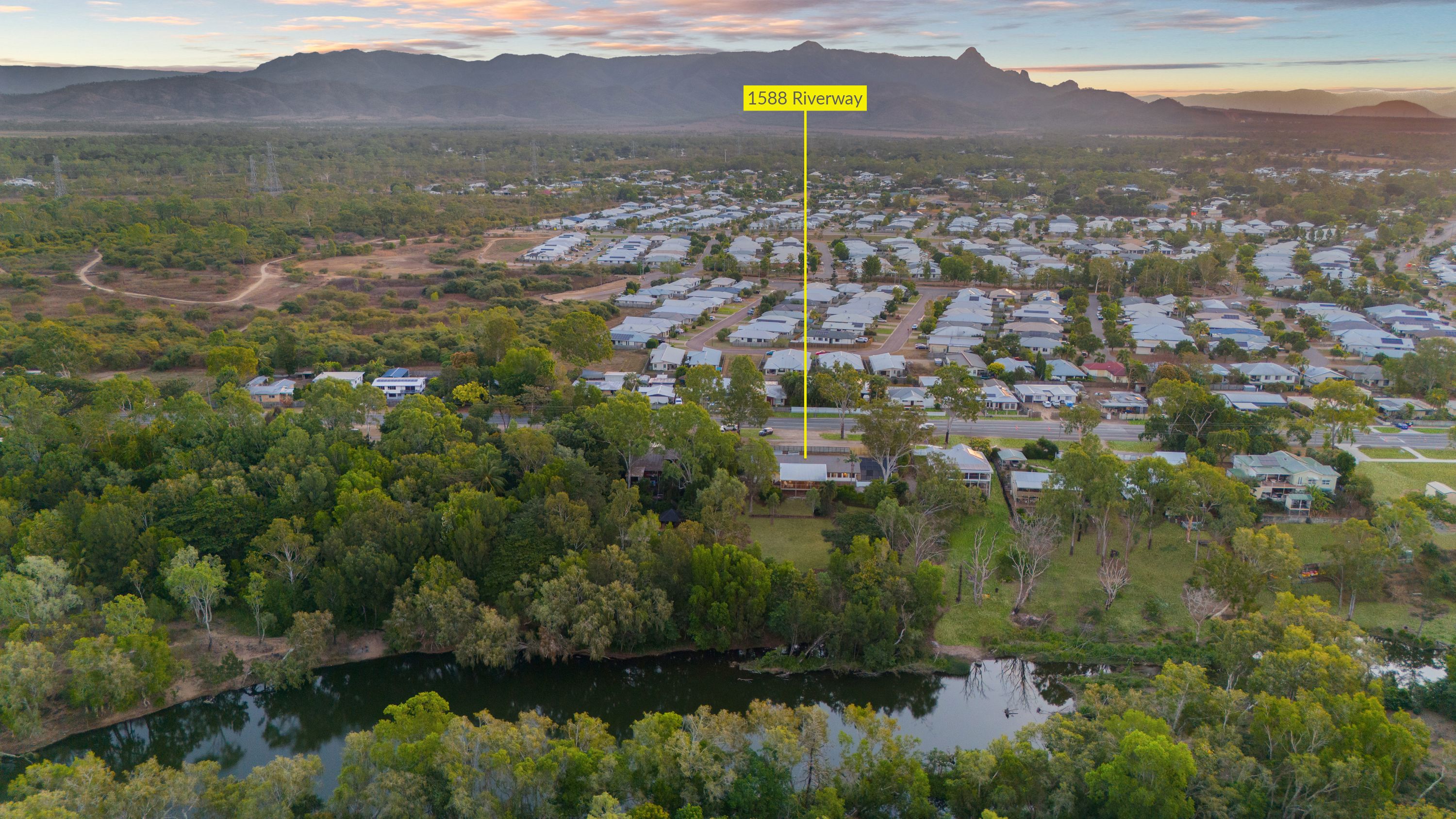 1588 Riverway Drive, Kelso, QLD 4815
