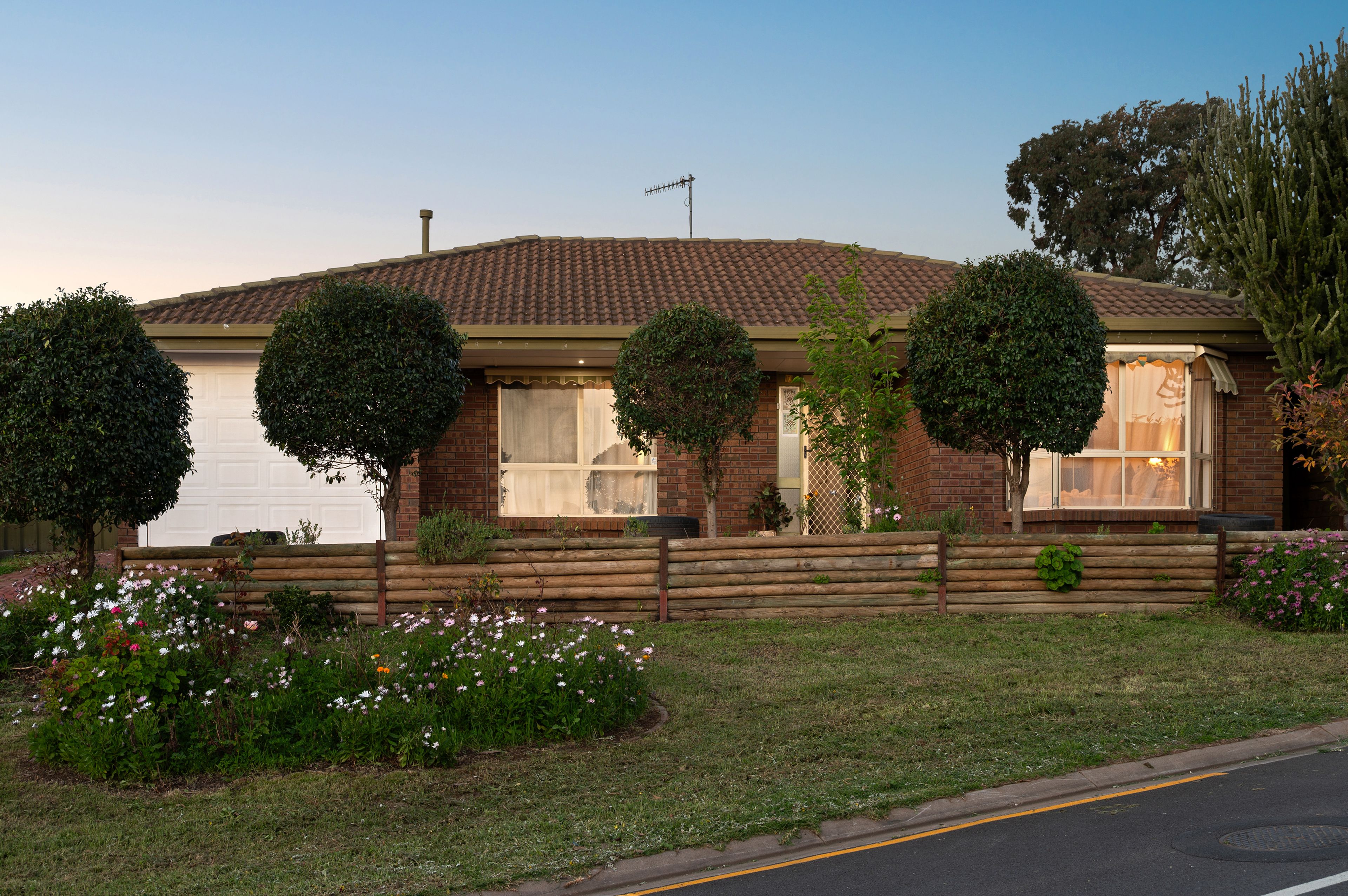 1 Abercrombie Court — photo from Ray White Burnside