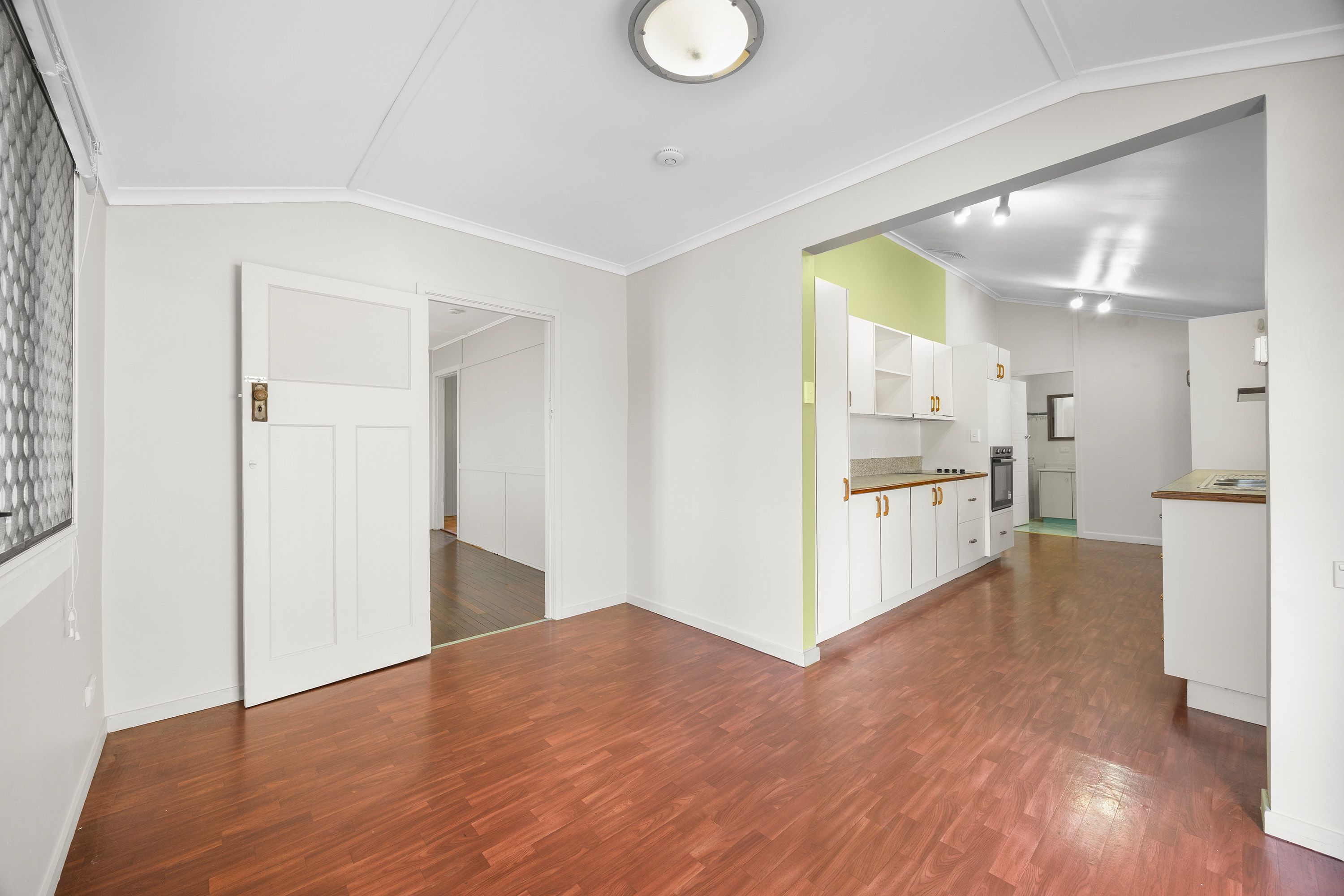 45 Eden Street — photo 5 of 25