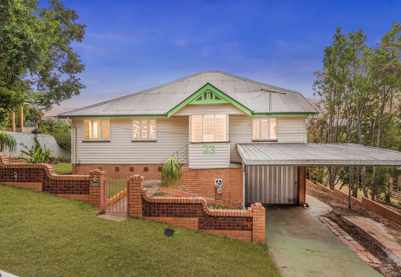 23 Sixth Avenue, Windsor, QLD 4030