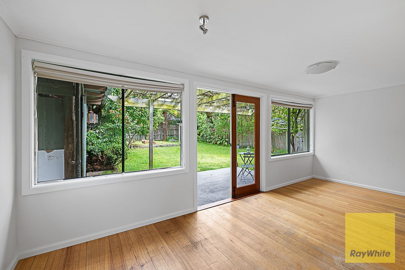 22 Hoddle Road — photo 3 of 15
