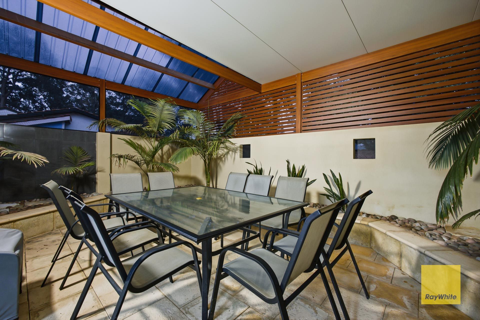 13 Cabarita Road — photo 11 of 30
