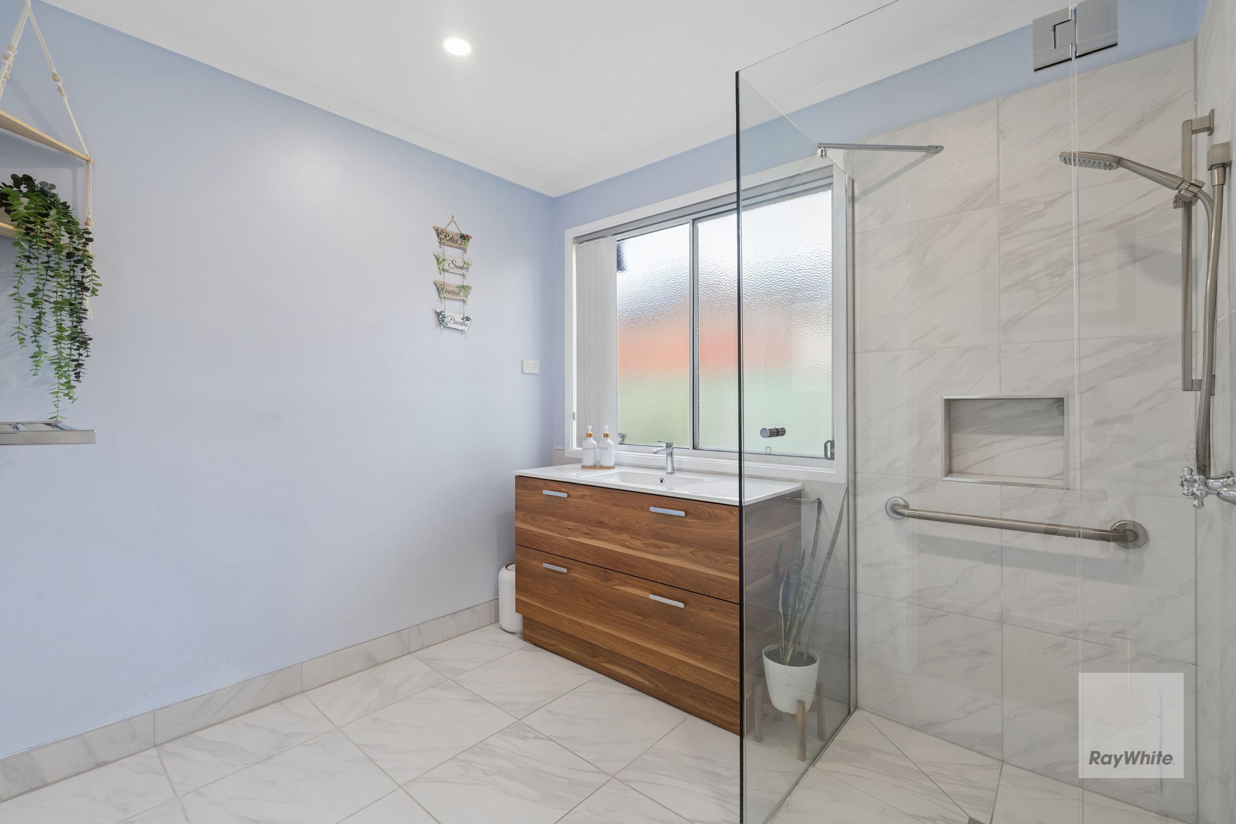 15 Paddington Grove — photo 9 of 17