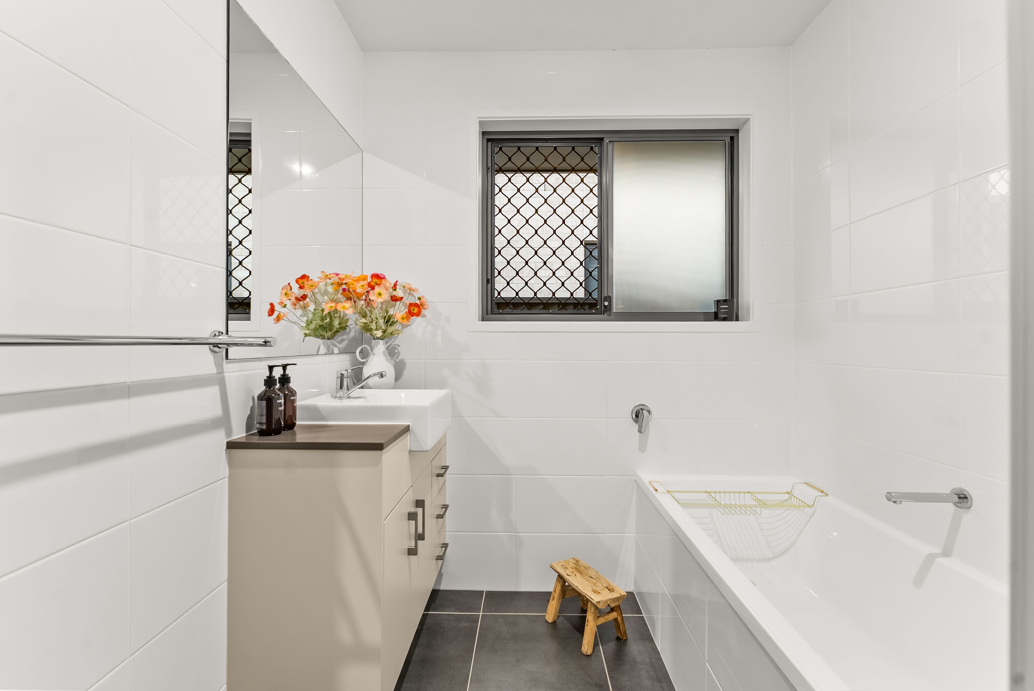 22 Majestic Avenue — photo 17 of 30