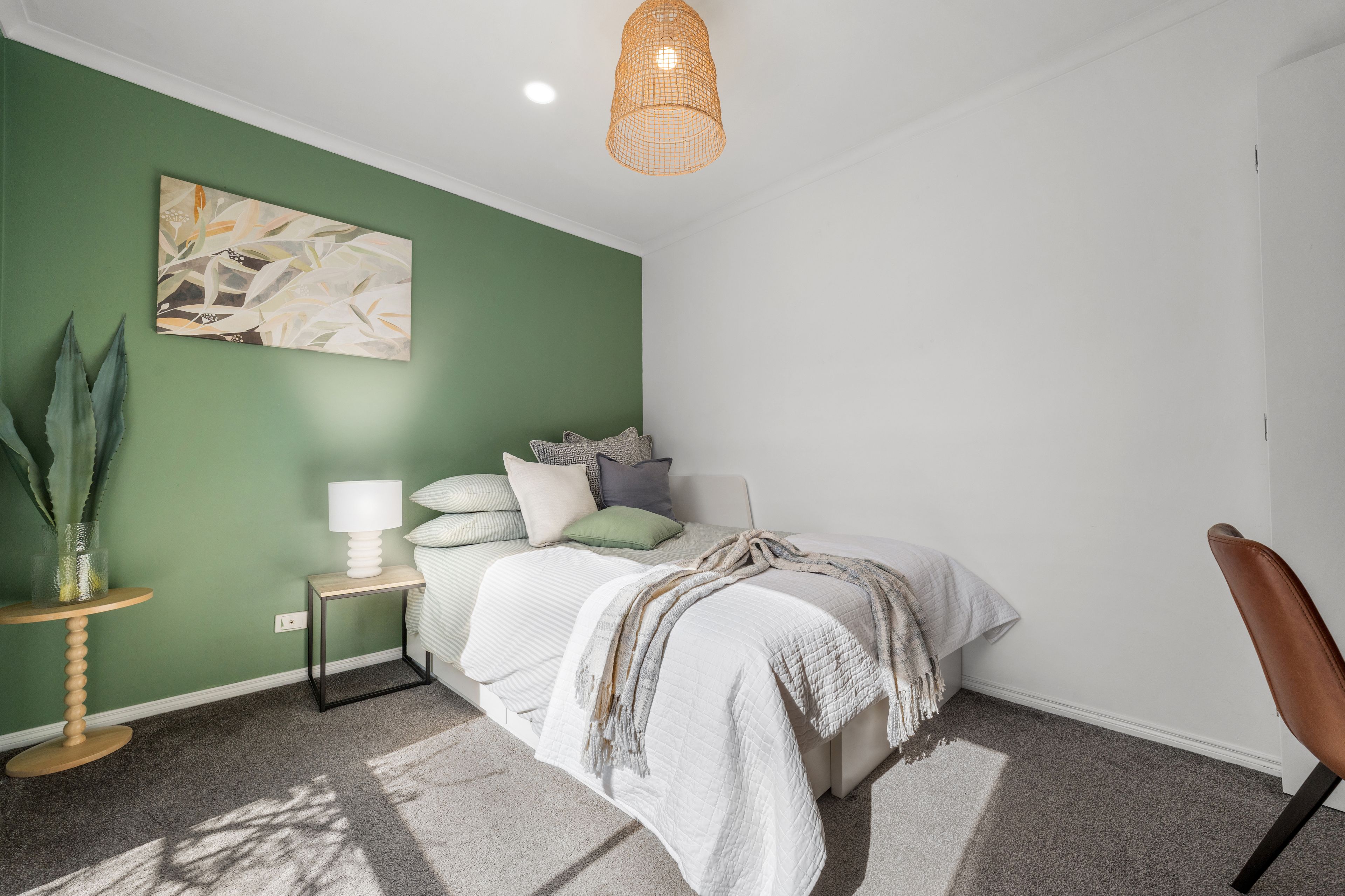 54 Laura Road — photo 10 of 19