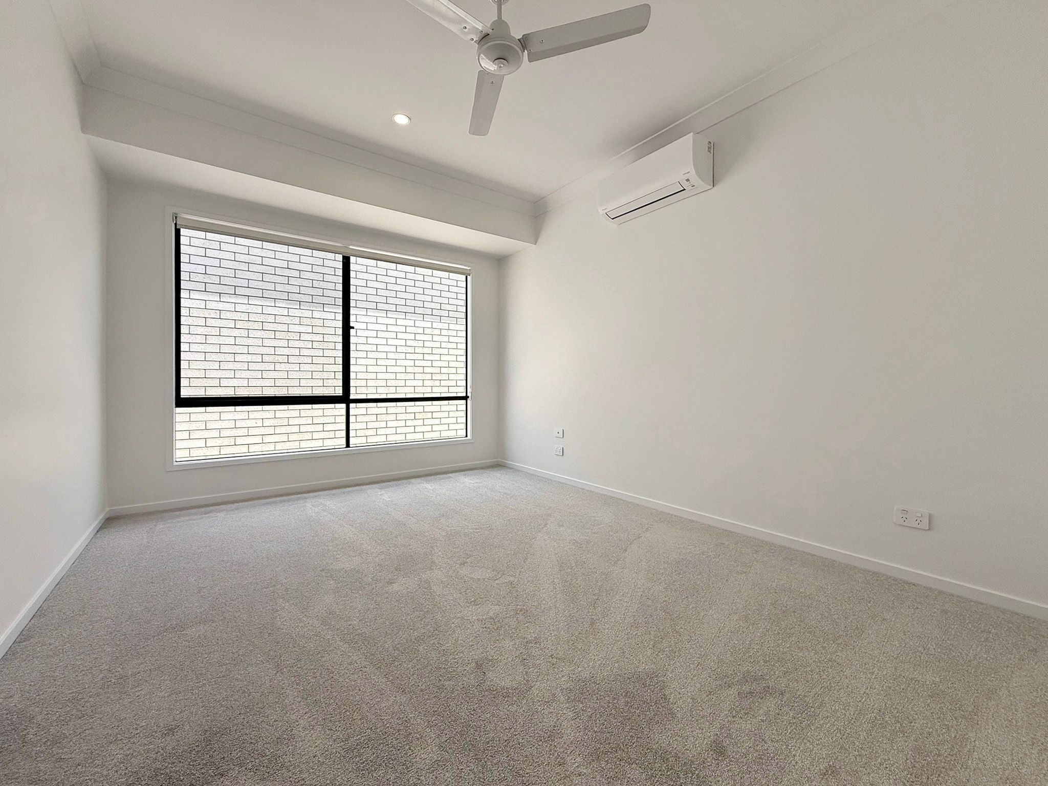 31 Queenstown Street — photo 3 of 19