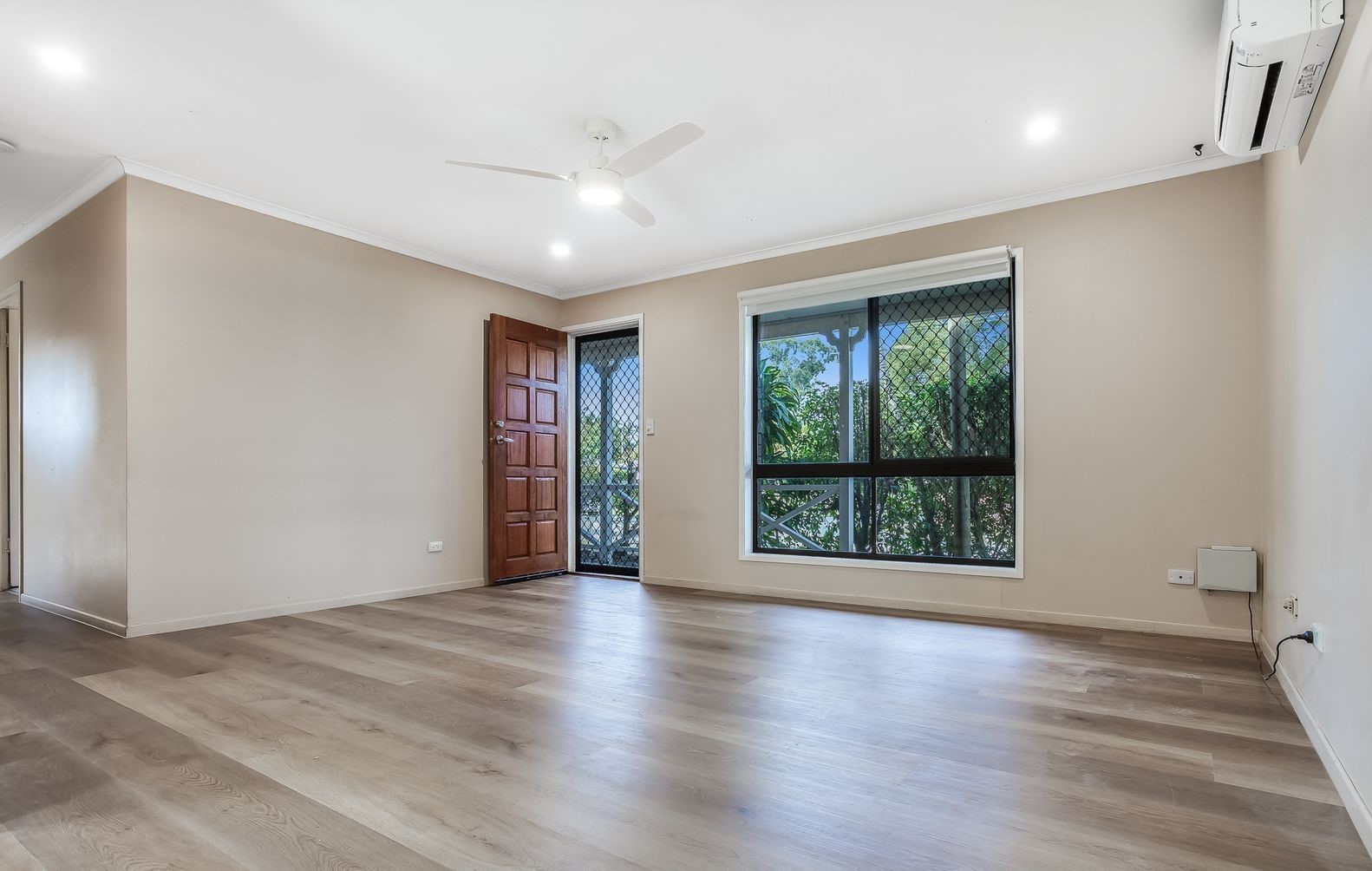 2 Azalea Court, Kallangur, QLD 4503