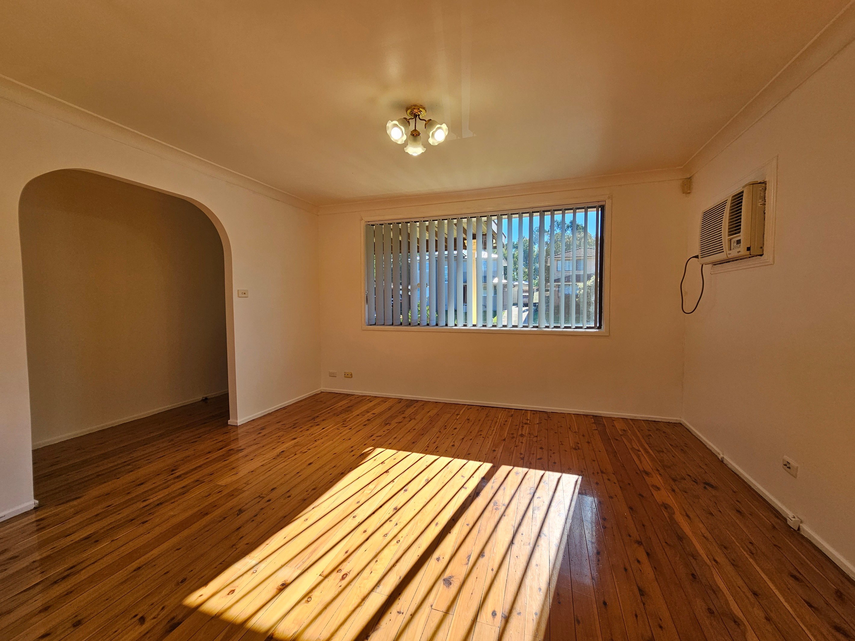 35 Nathan Crescent, Dean Park, NSW 2761