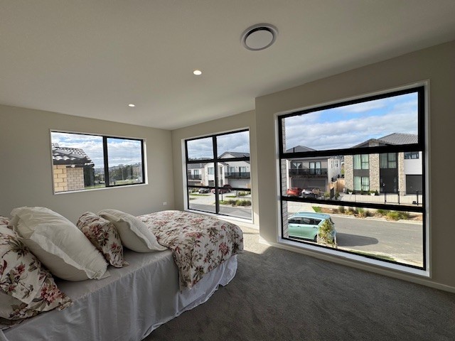 10 Knockanara Road, Flat Bush, Manukau City