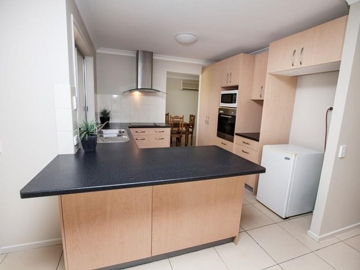 30 Briarwood Street, Carindale, QLD 4152