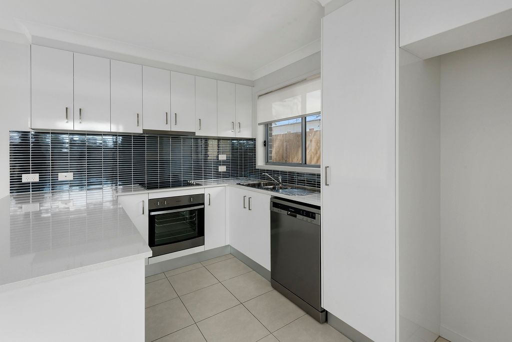4/97 Holberton Street, Newtown, QLD 4350