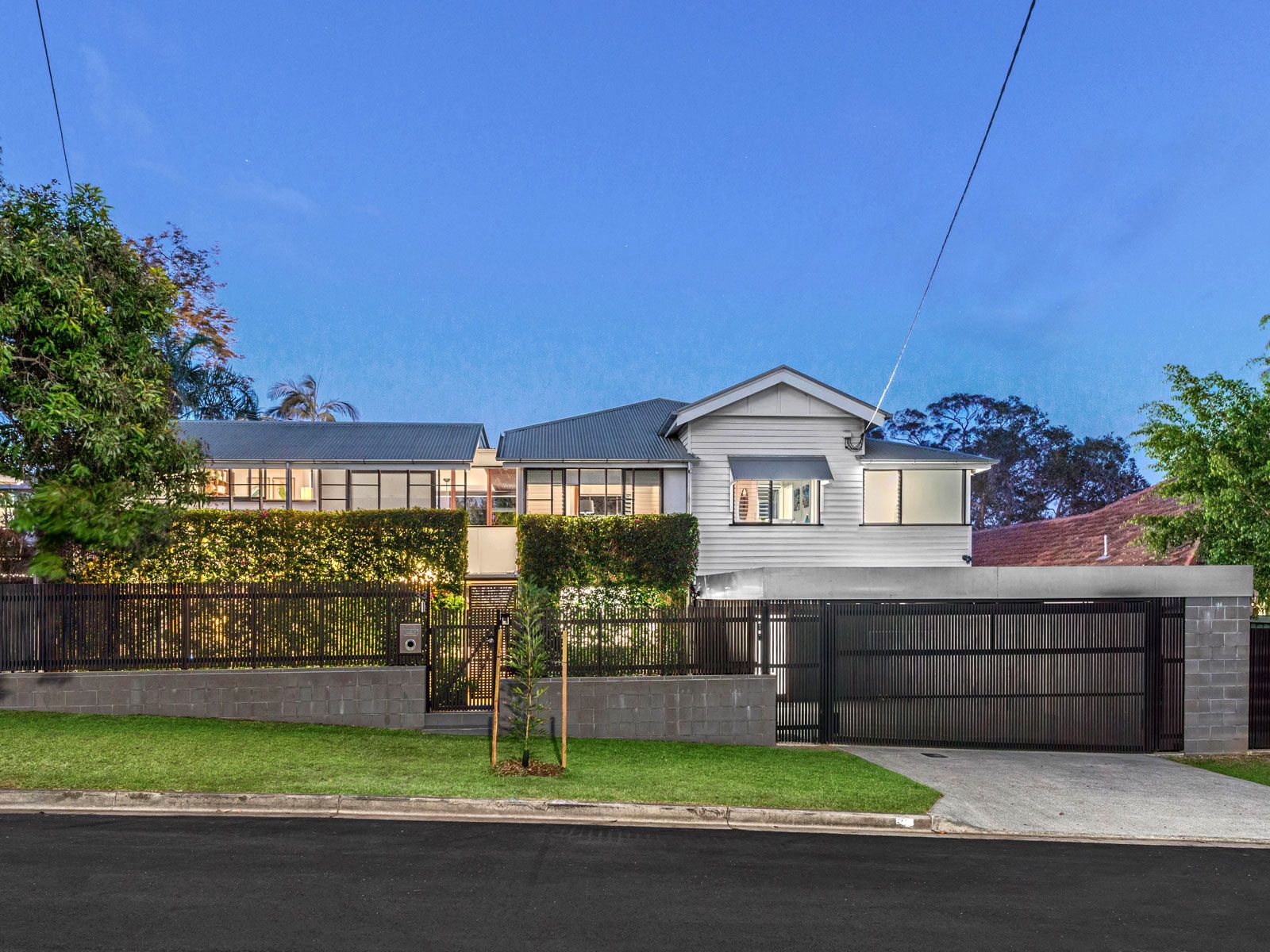 33 Violet Street, Yeronga, QLD 4104