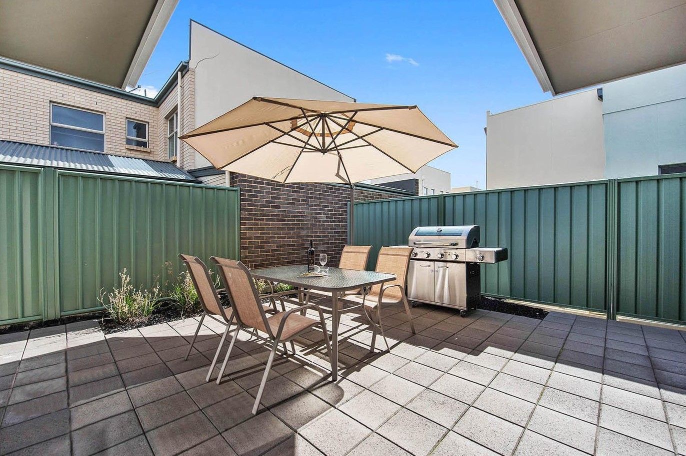 5 Herschel Place — photo 8 of 15