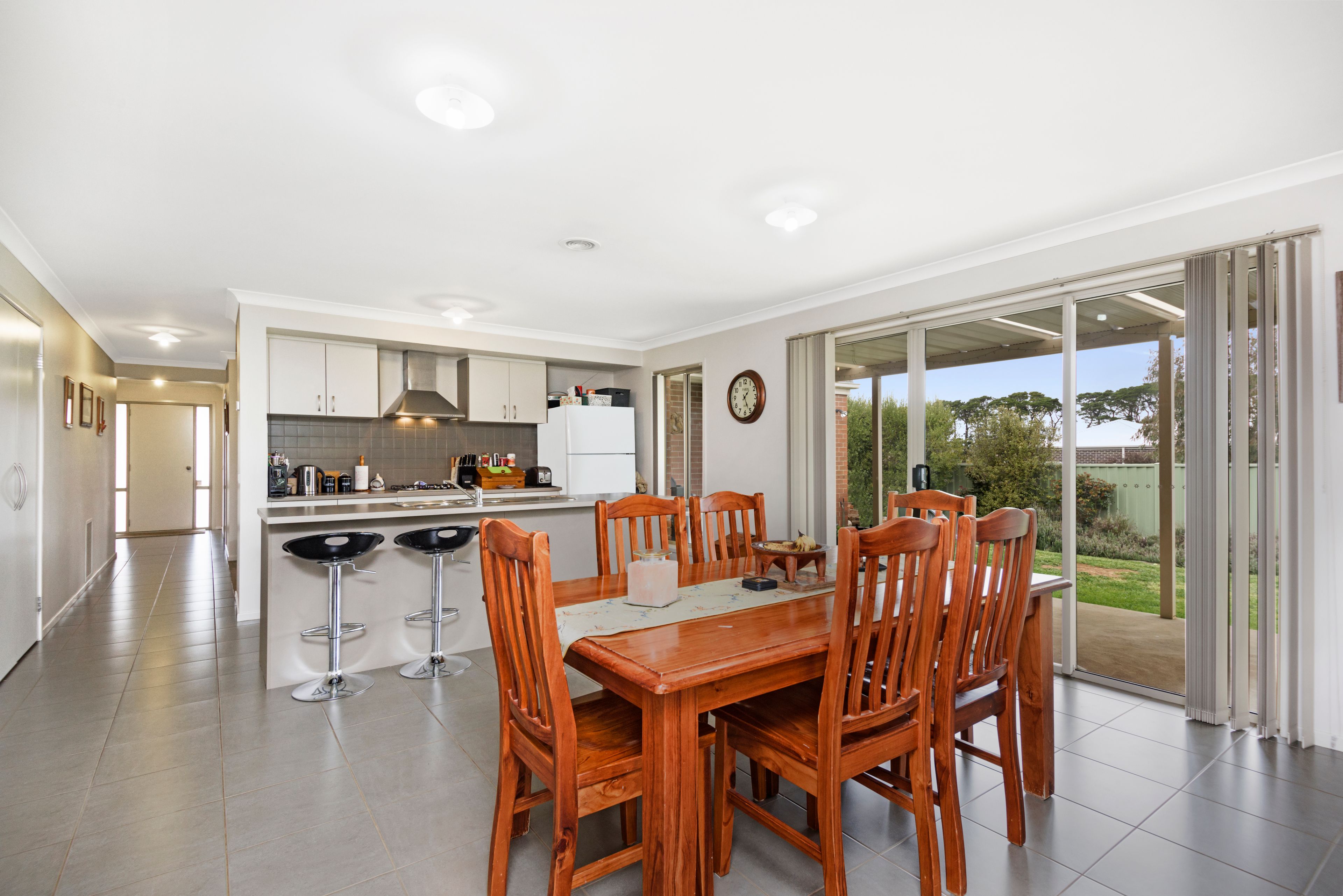 84 Waterford Drive, Miners Rest, VIC 3352