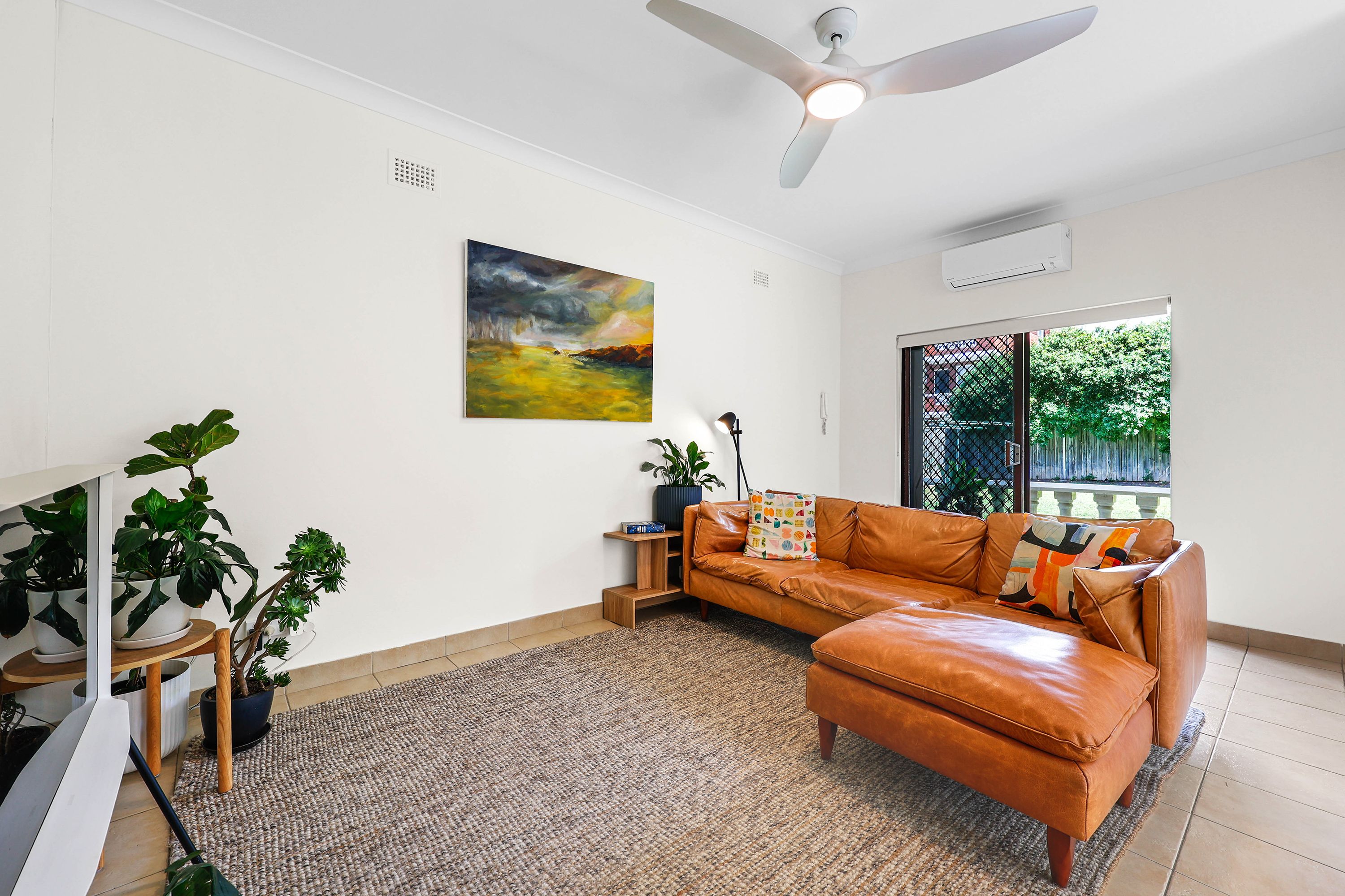 1/3 Stanley Street — photo 3 of 12