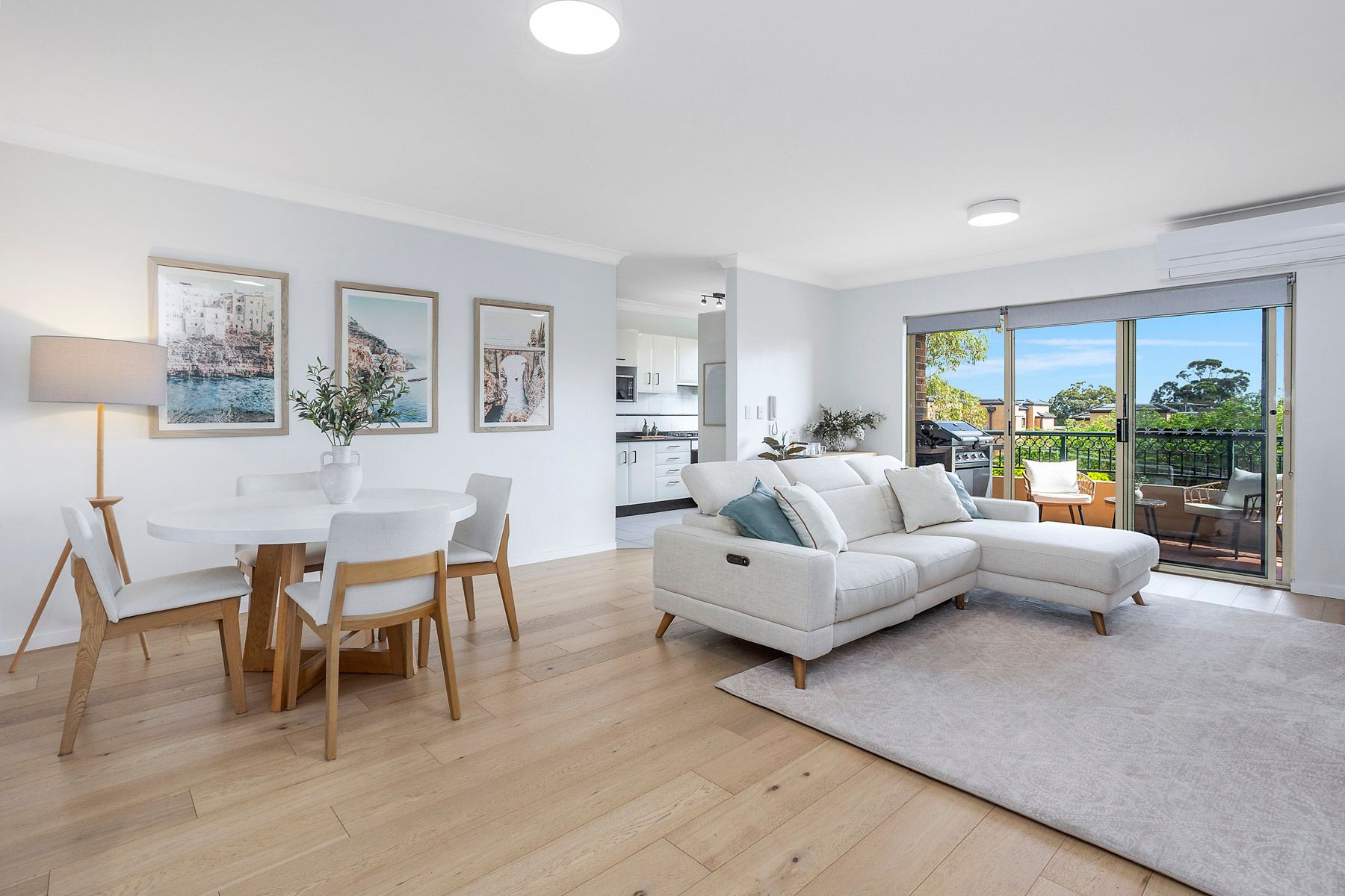 6/6-12 Mansfield Avenue — photo from Ray White Caringbah