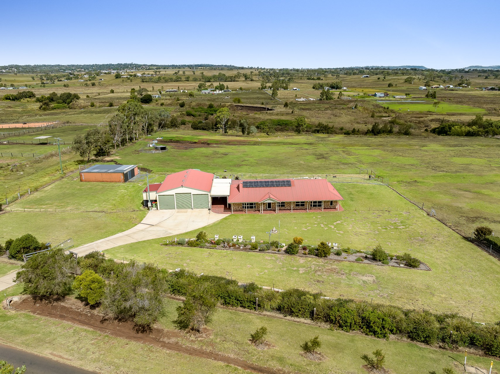 17 Gowrie Tilgonda Road, Gowrie Junction, QLD 4352