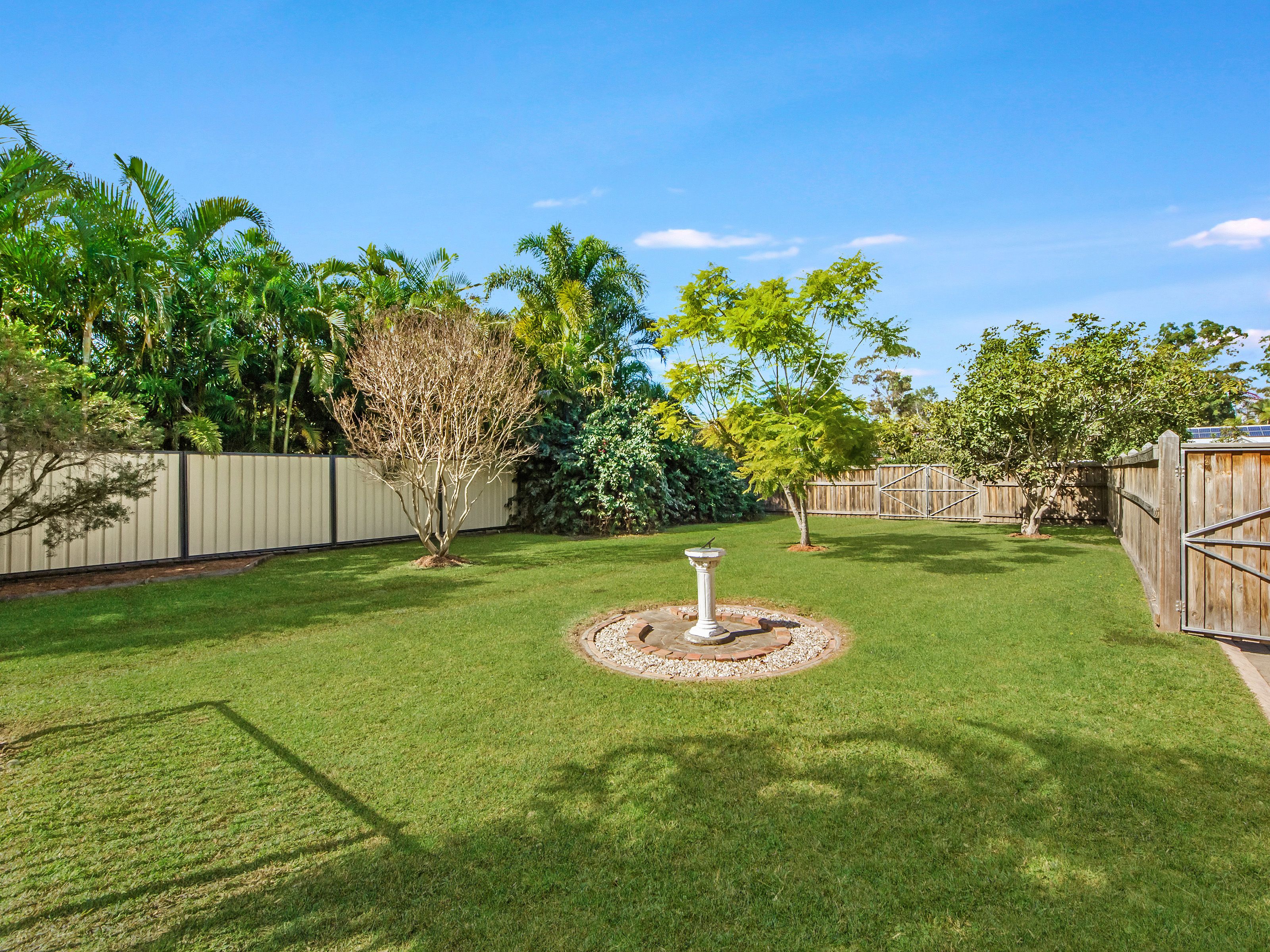 7 California Drive, Oxenford, QLD 4210