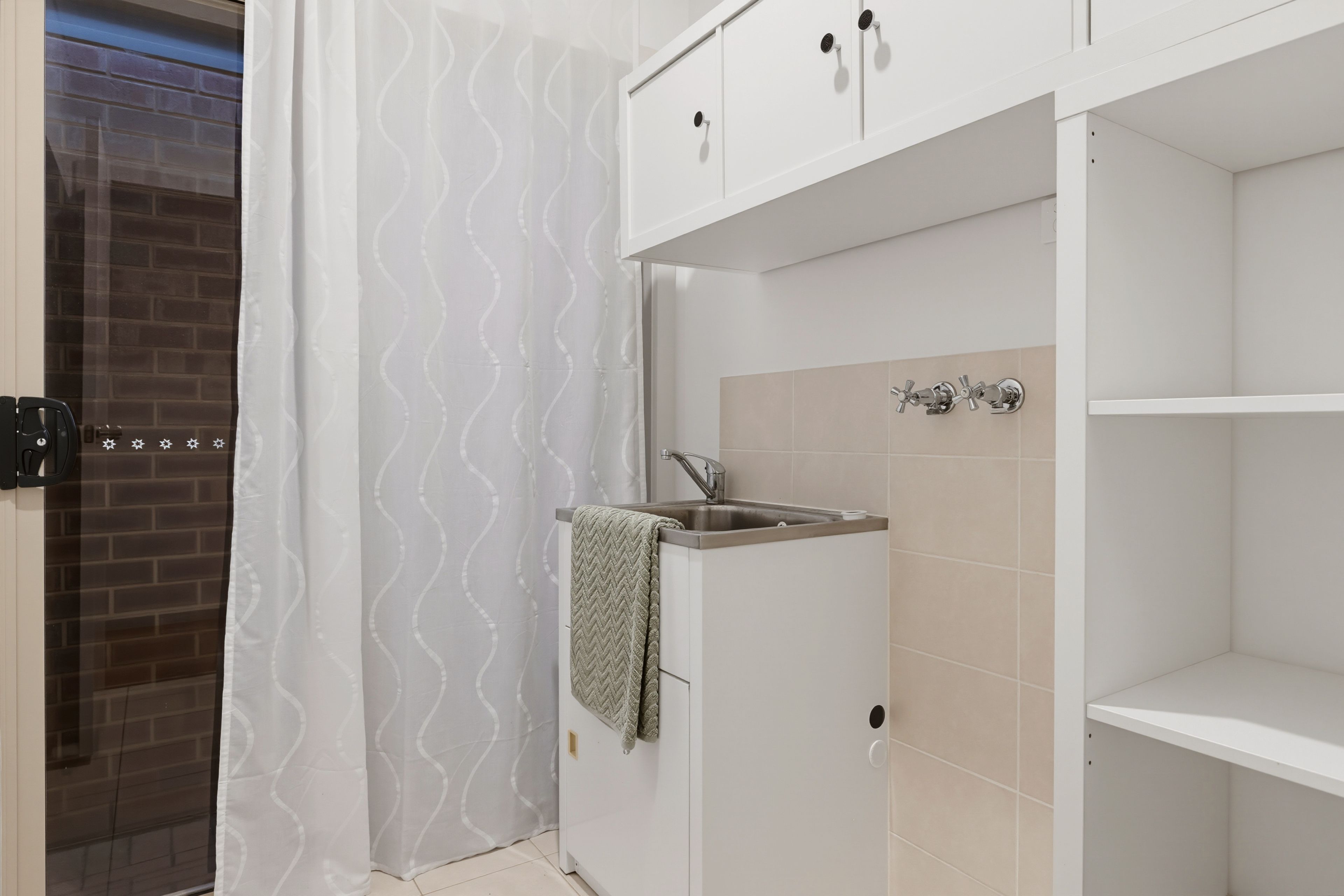 17 Livingston Street — photo 14 of 21