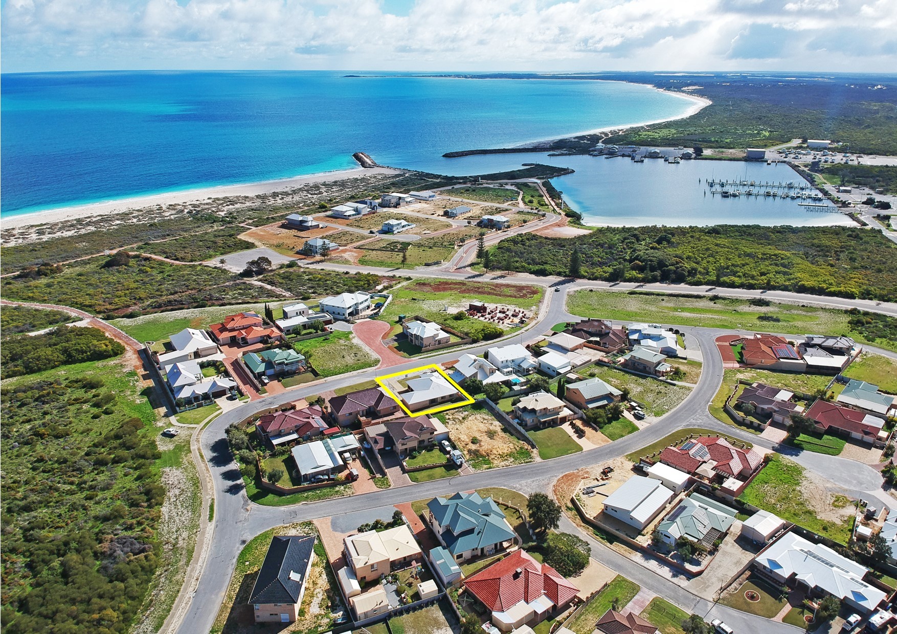 34 Casuarina Crescent, Jurien Bay, WA 6516