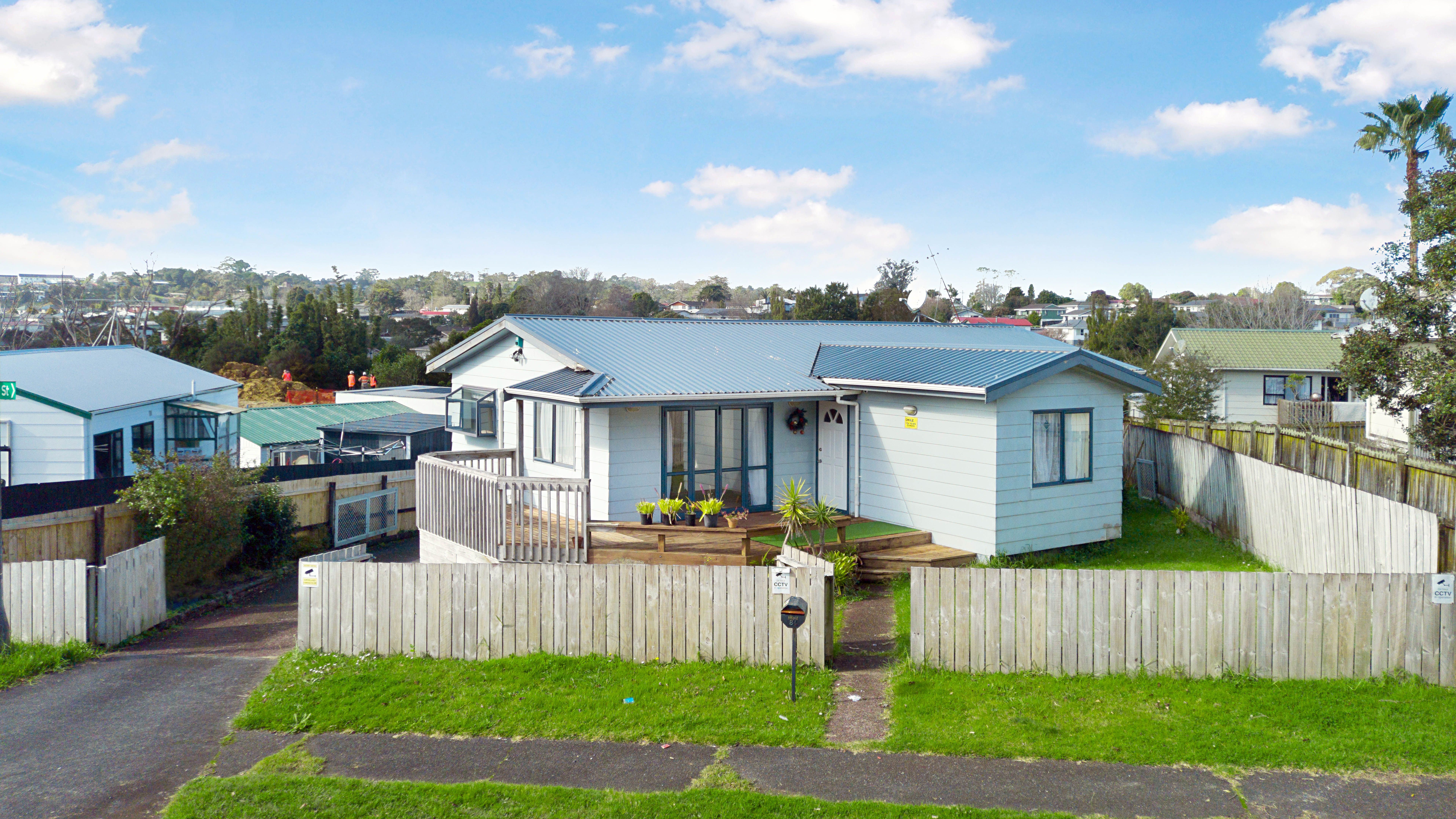 84 Chislehurst Street, Henderson, Waitakere City