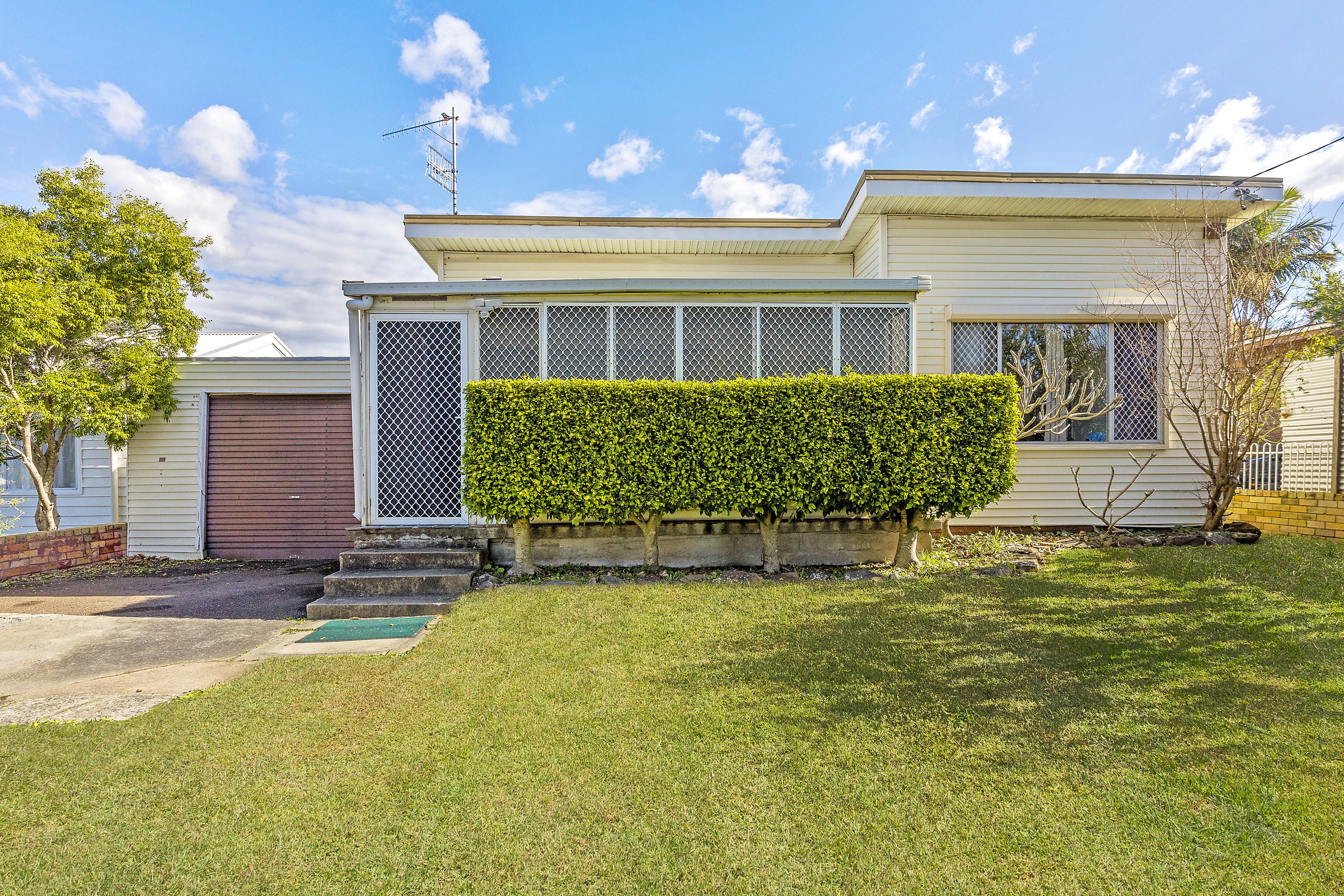90 Brennon Road, Gorokan NSW 2263