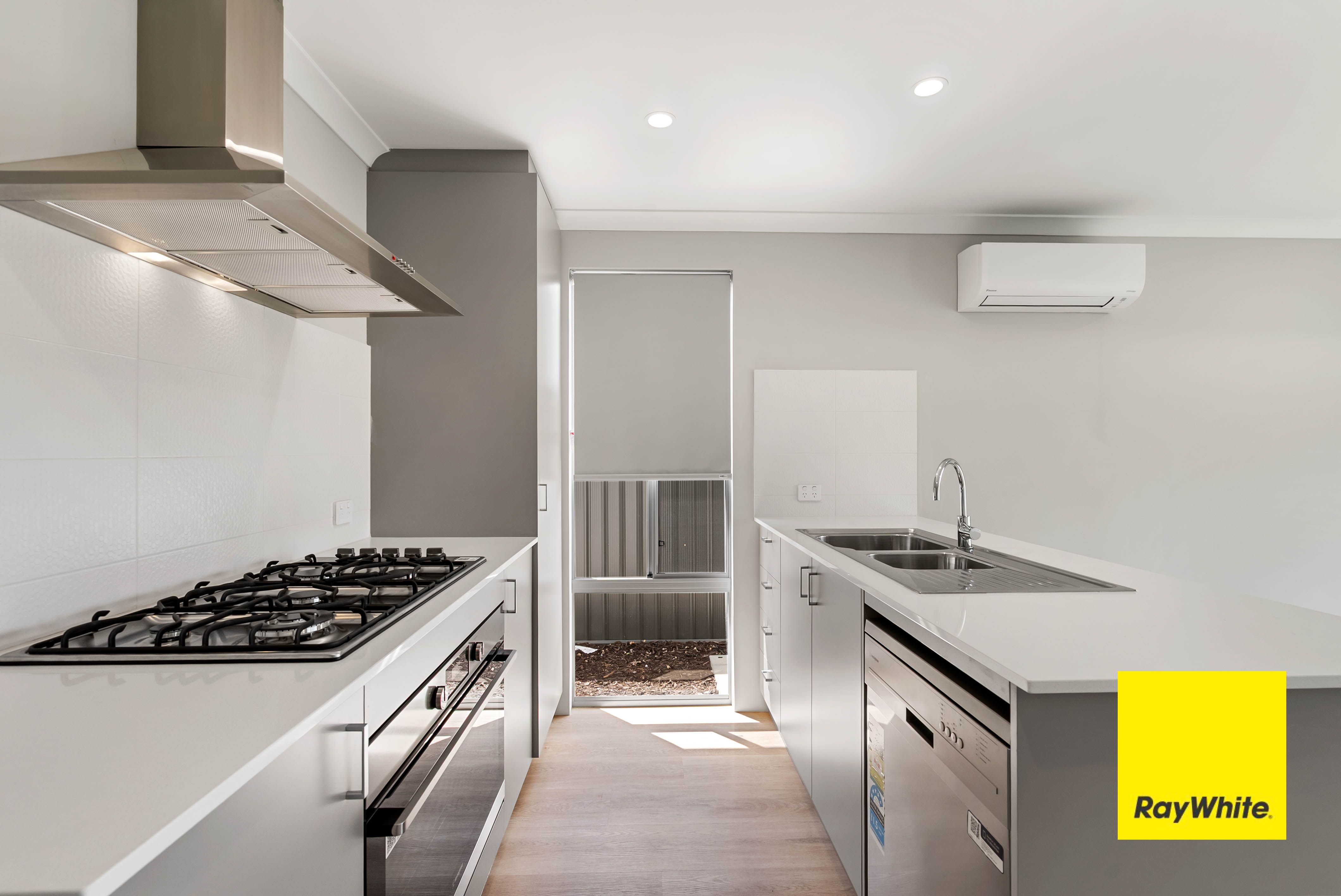 13 Pretoria Road — photo 16 of 19