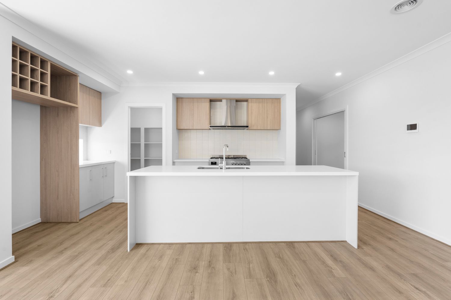 5 Scoparia Court — photo 5 of 6