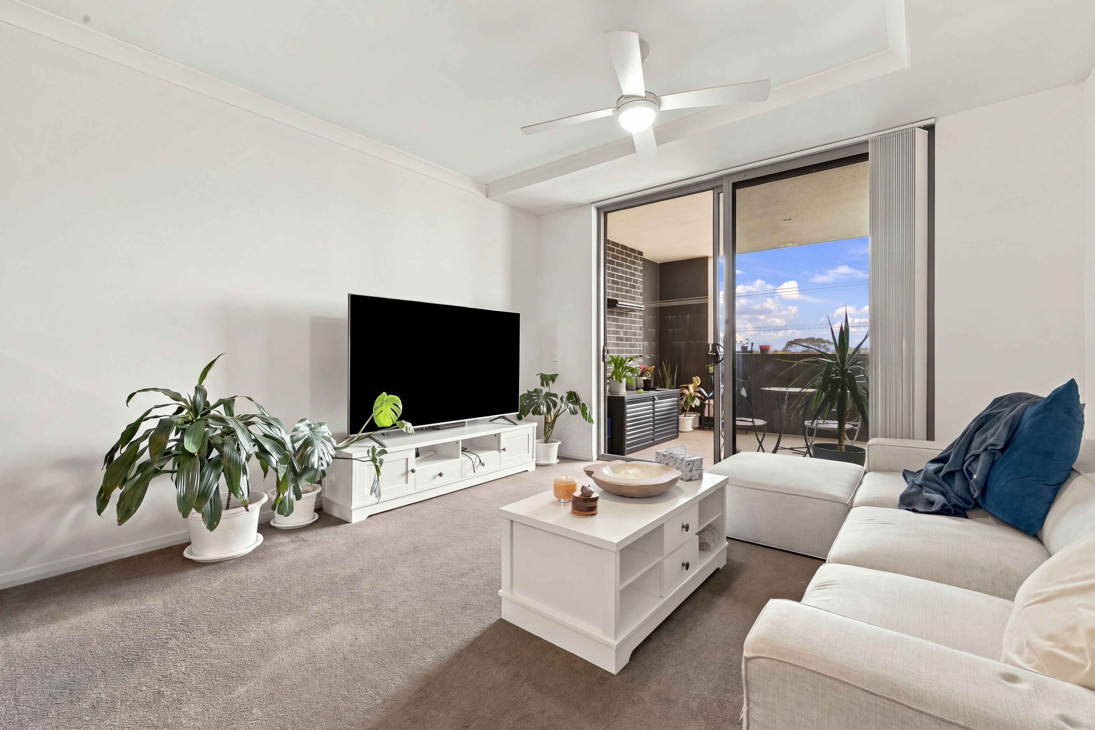 96/1 Broadway — photo from Ray White Punchbowl