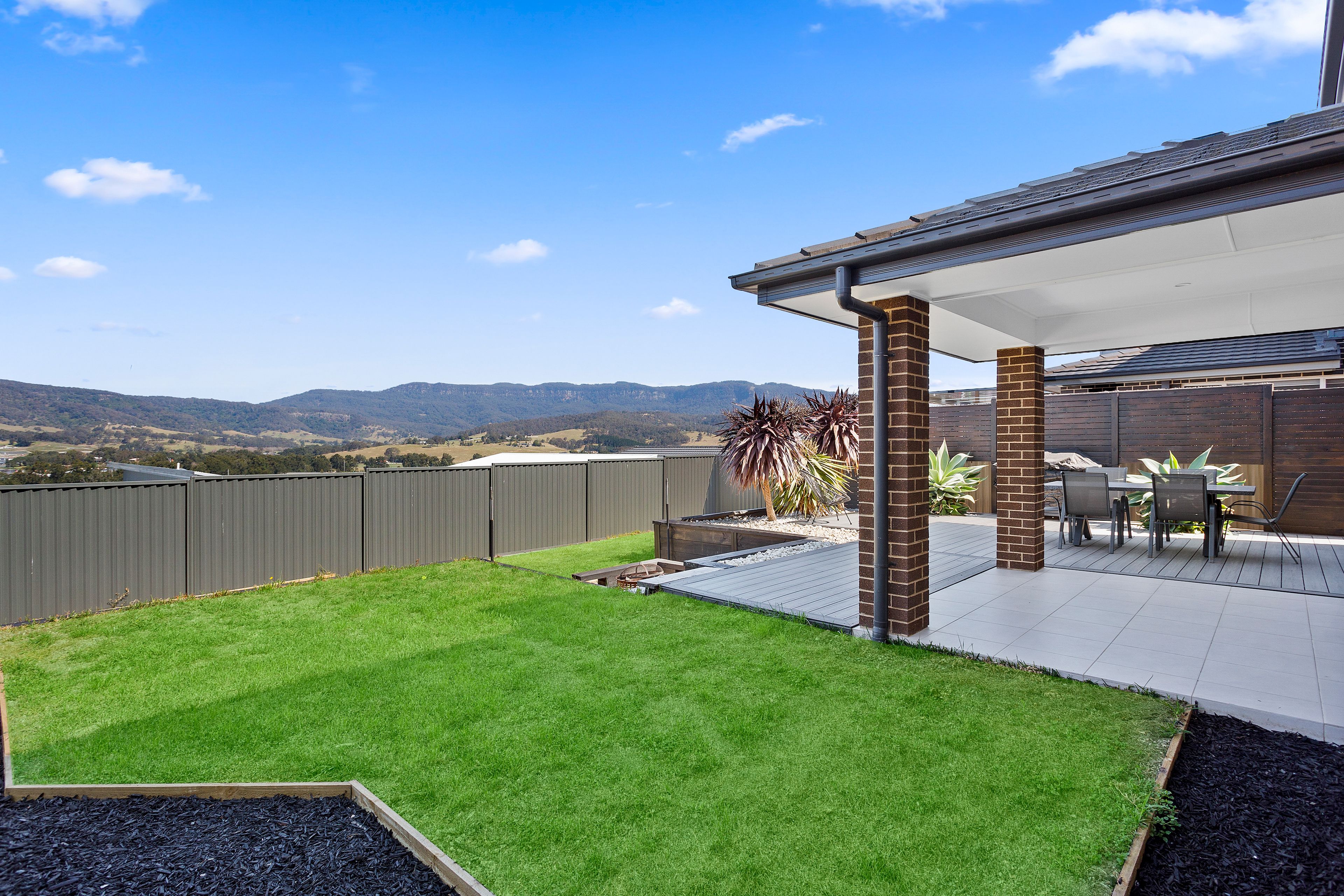 17 Flannery Drive, Calderwood, NSW 2527