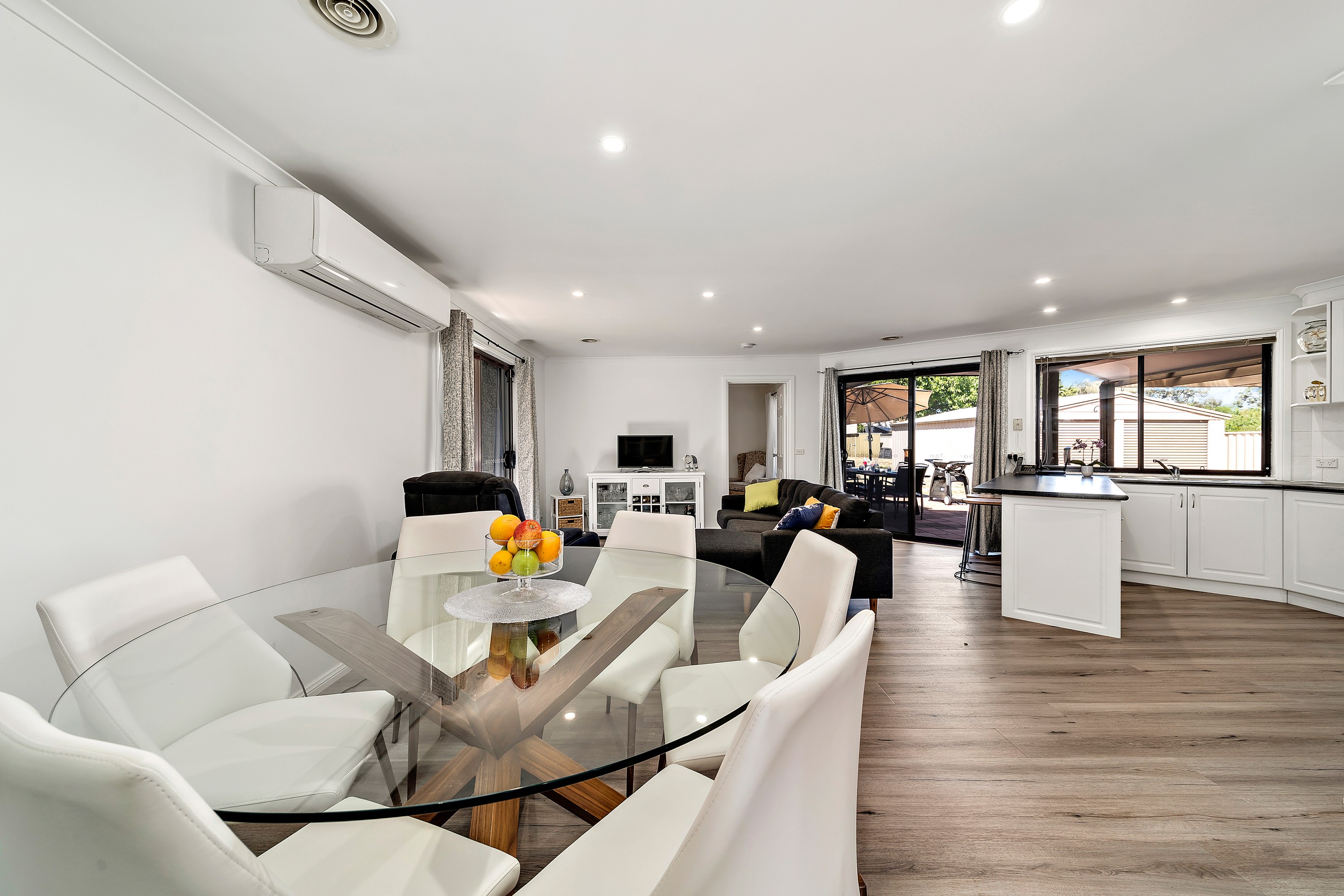 15 Wolff Crescent, Latham, ACT 2615
