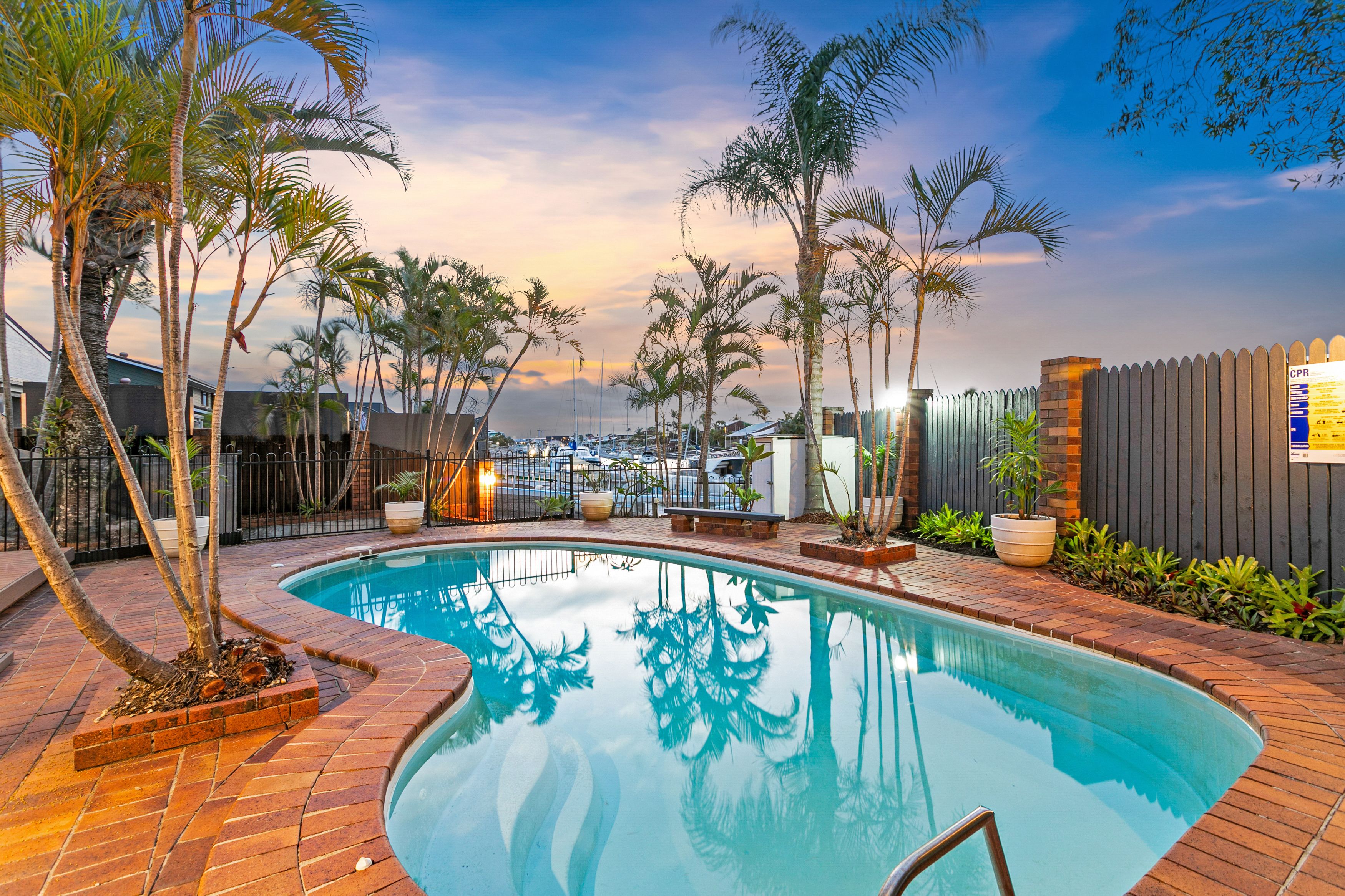 1 Courageous Court, Newport QLD 4020