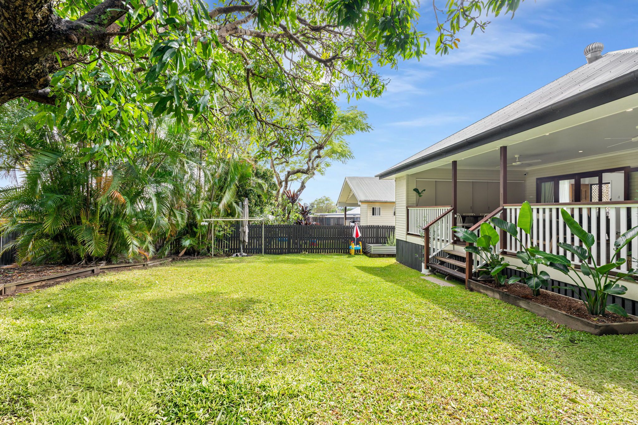 2 Canterbury Street — photo 3 of 23