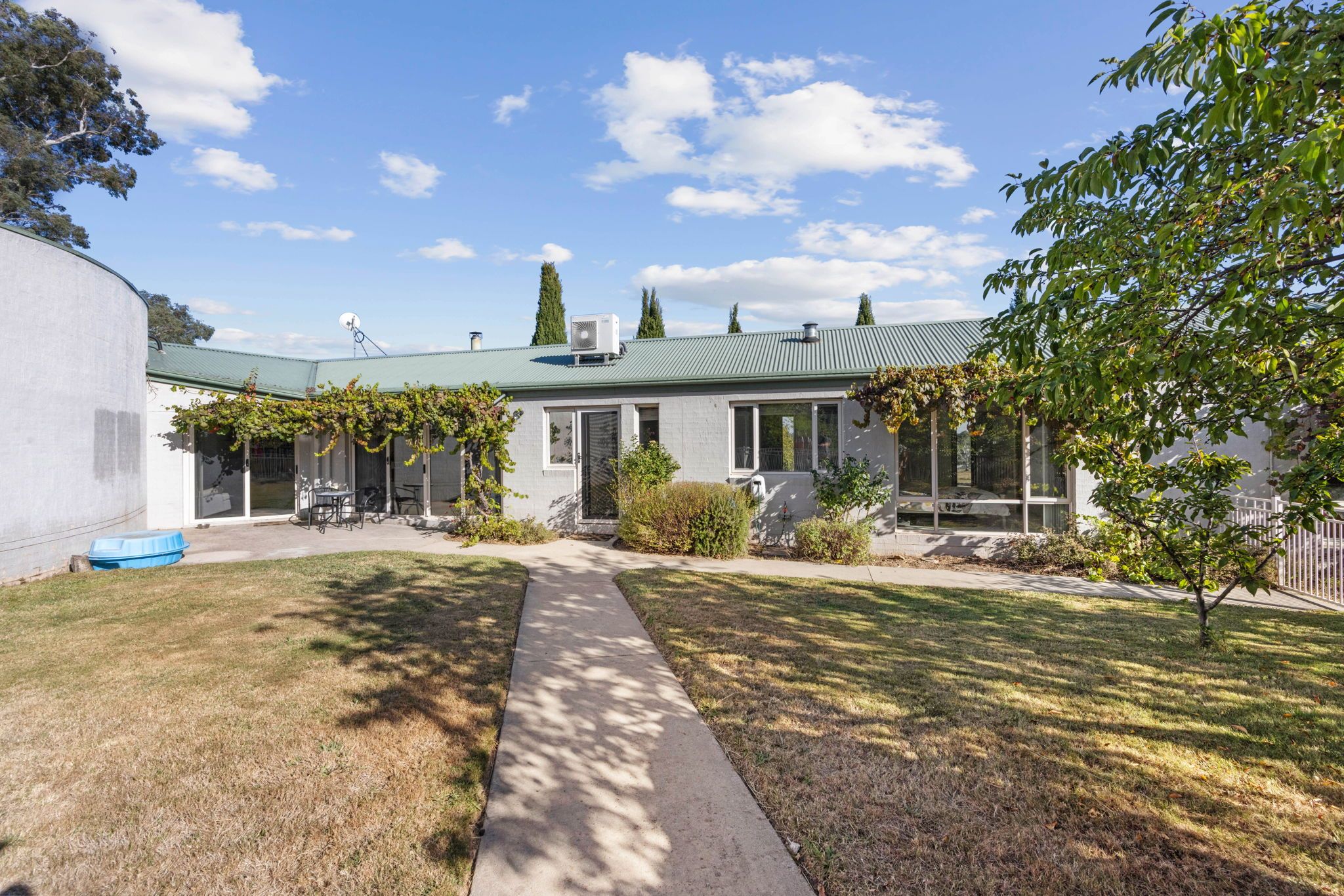 29 Broughton Circuit, Murrumbateman, NSW 2582 Leased House Ray
