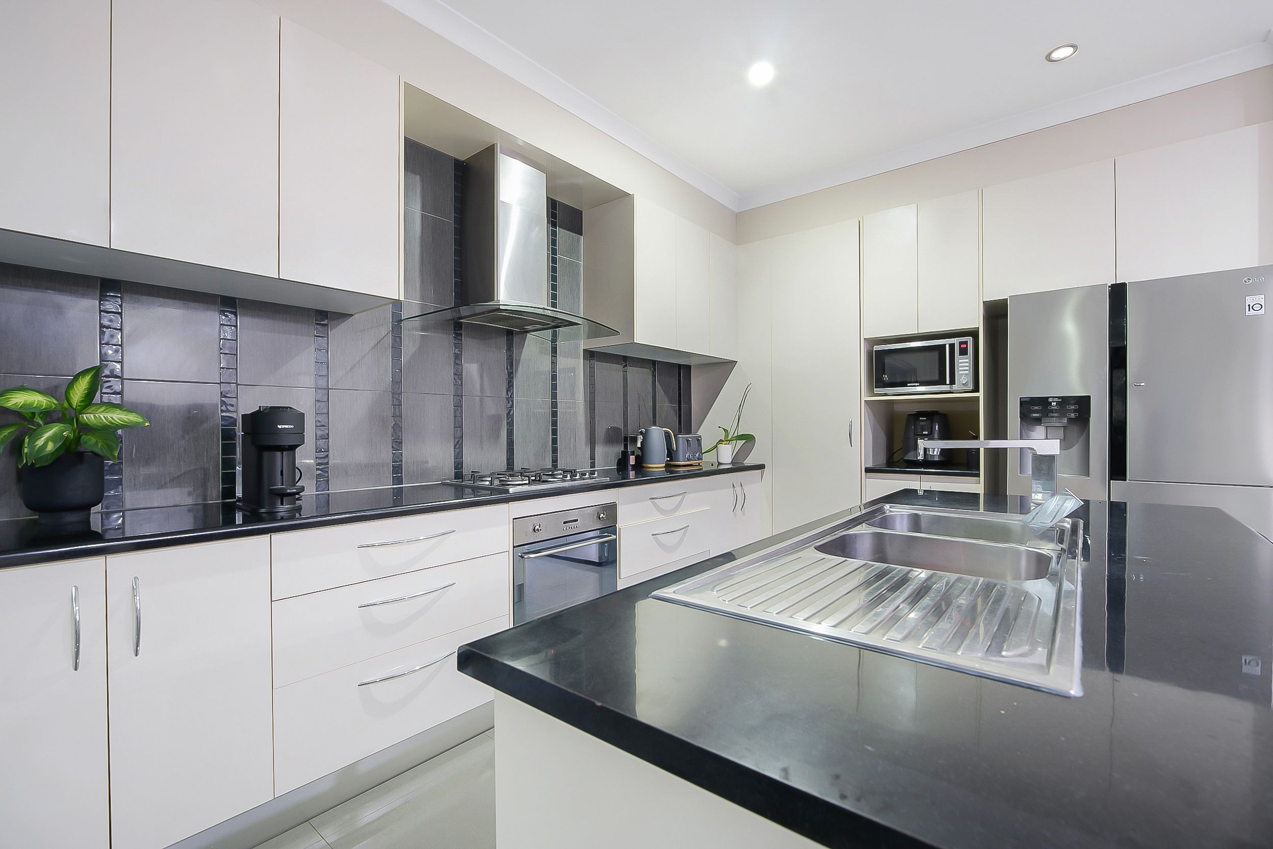 57 Cavella Drive, Glen Eden, QLD 4680
