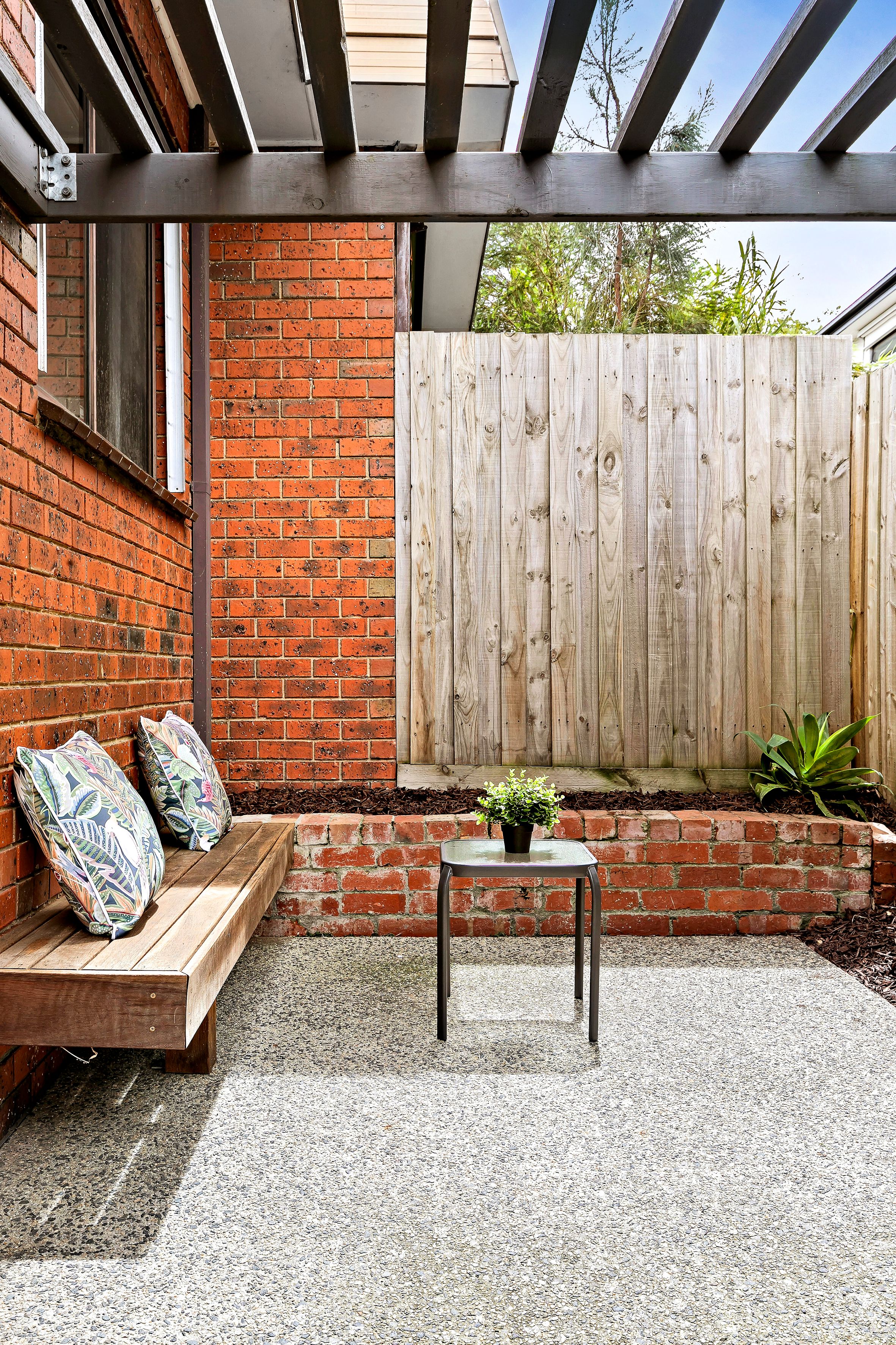 5/4 Balfe Crescent — photo 13 of 14